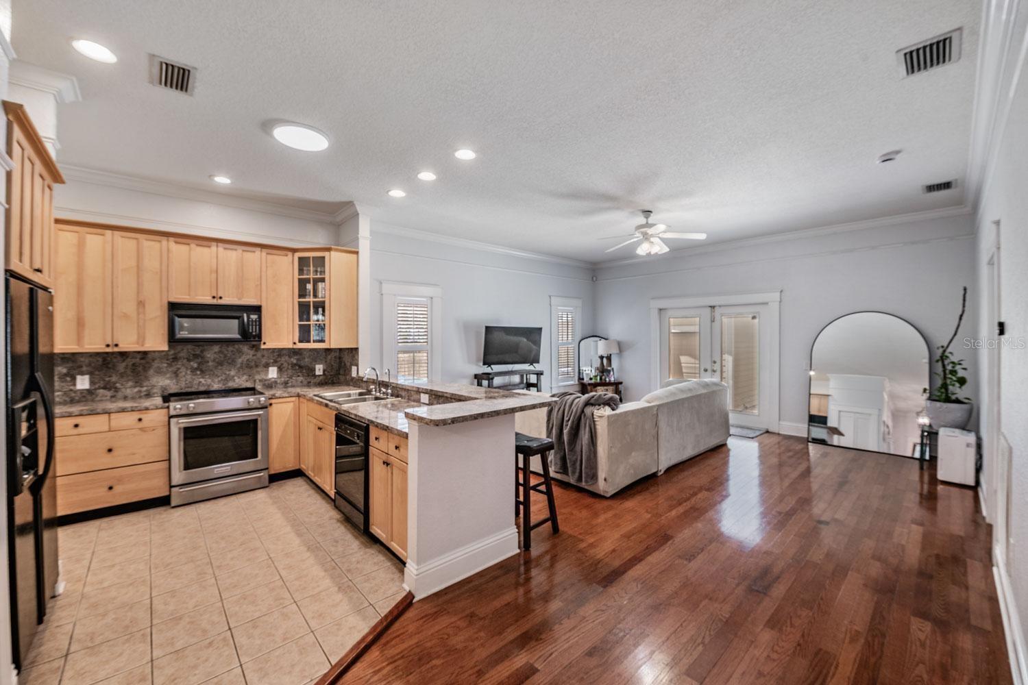 Image 12 of 42 For 5804 9th Street