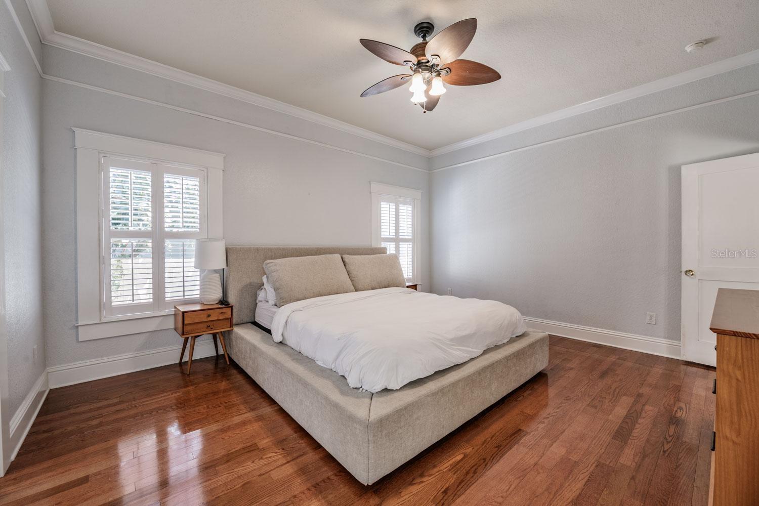 Image 18 of 42 For 5804 9th Street