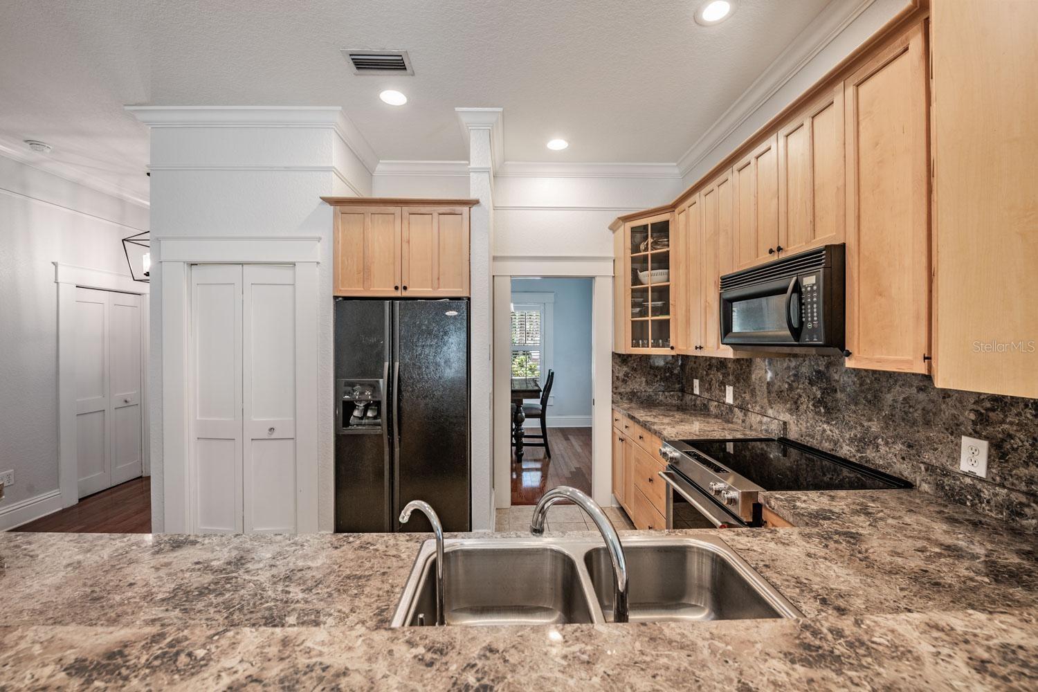 Image 8 of 42 For 5804 9th Street