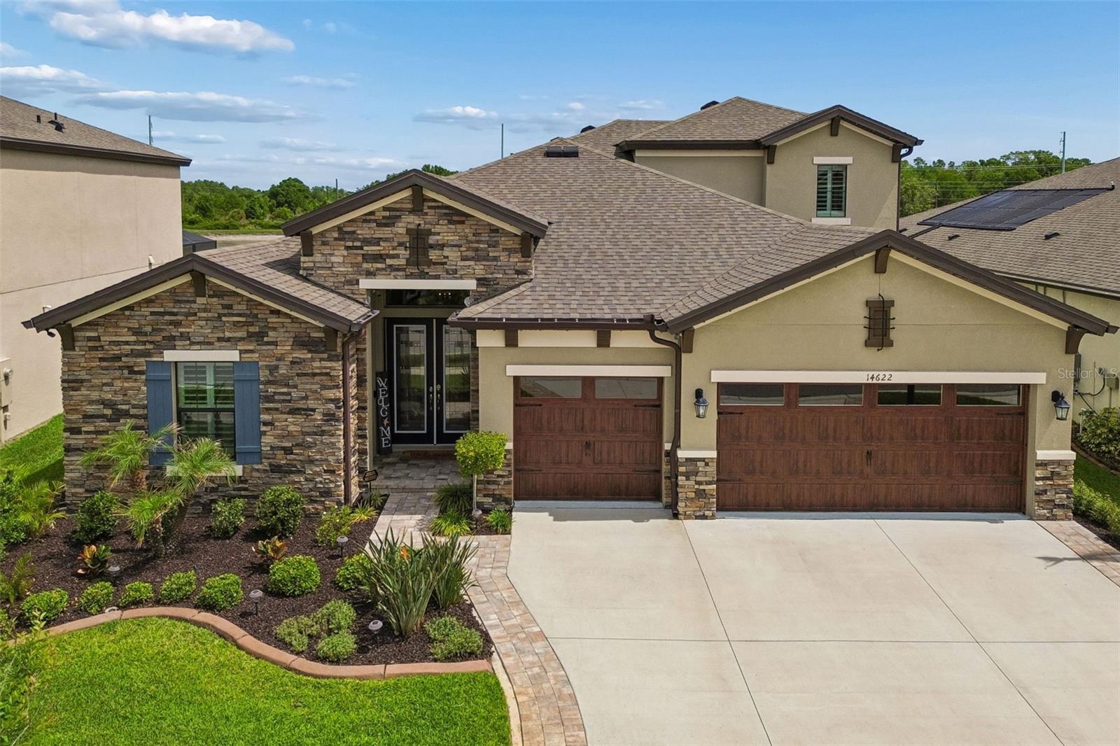 Listing photo id 1 for 14622 Red Castle Avenue