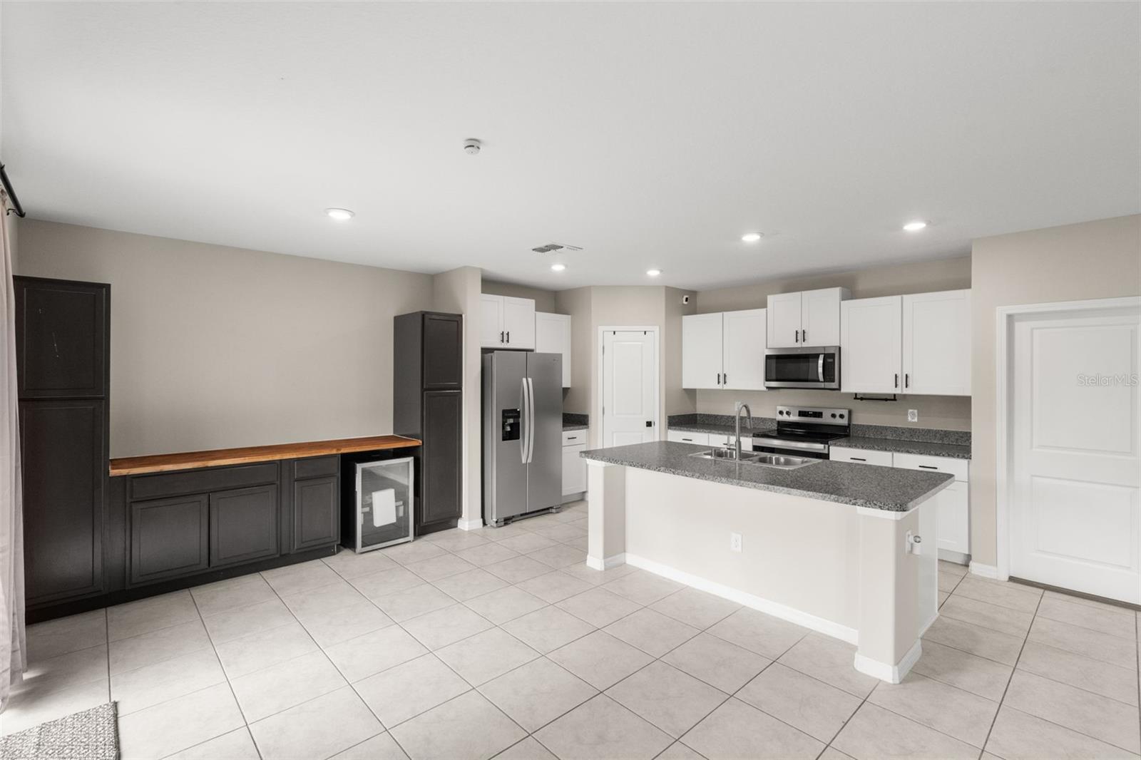 Image 18 of 38 For 4529 Eternal Prince Drive