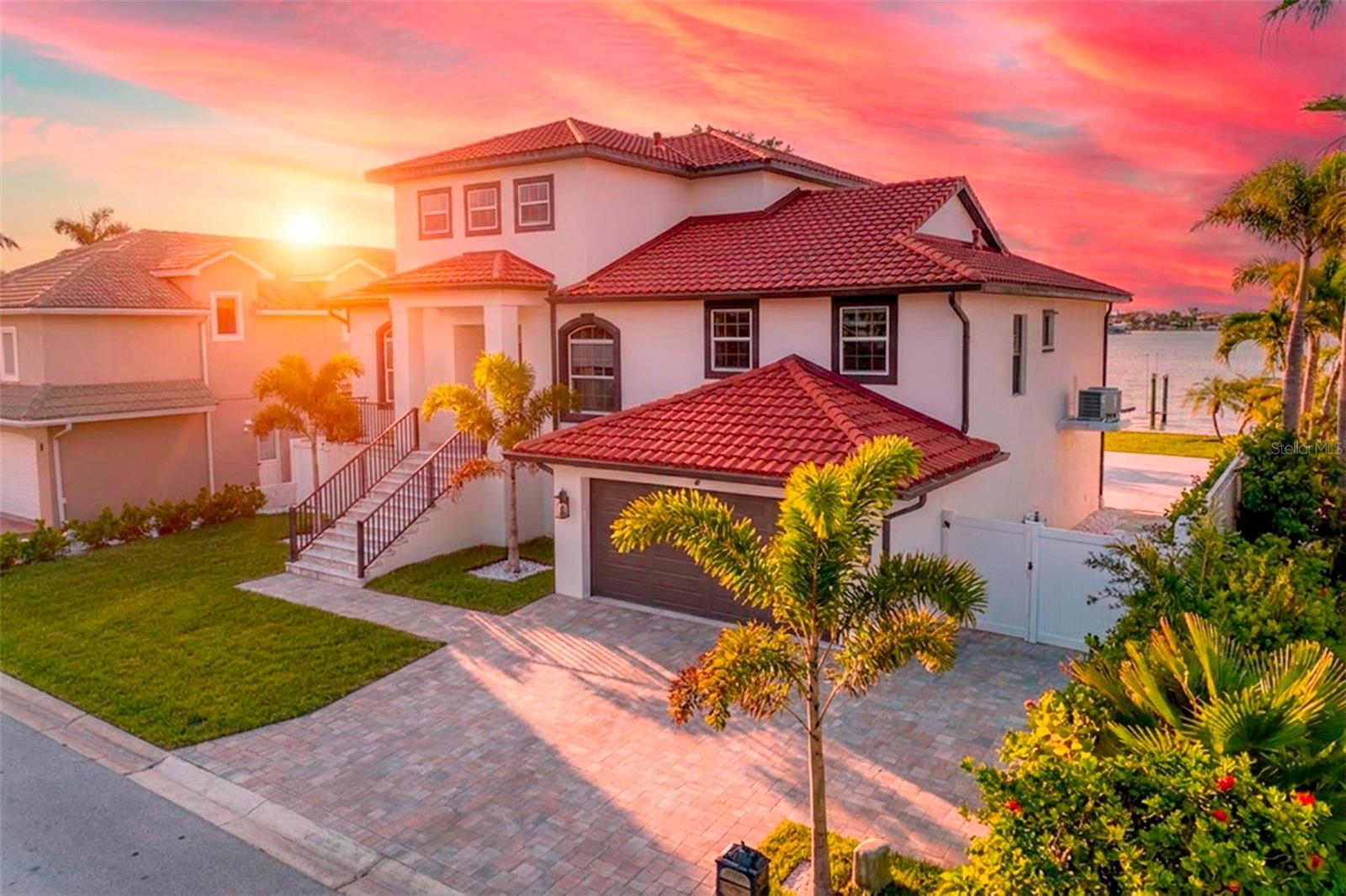 Details for 4 Paradise Lane, TREASURE ISLAND, FL 33706