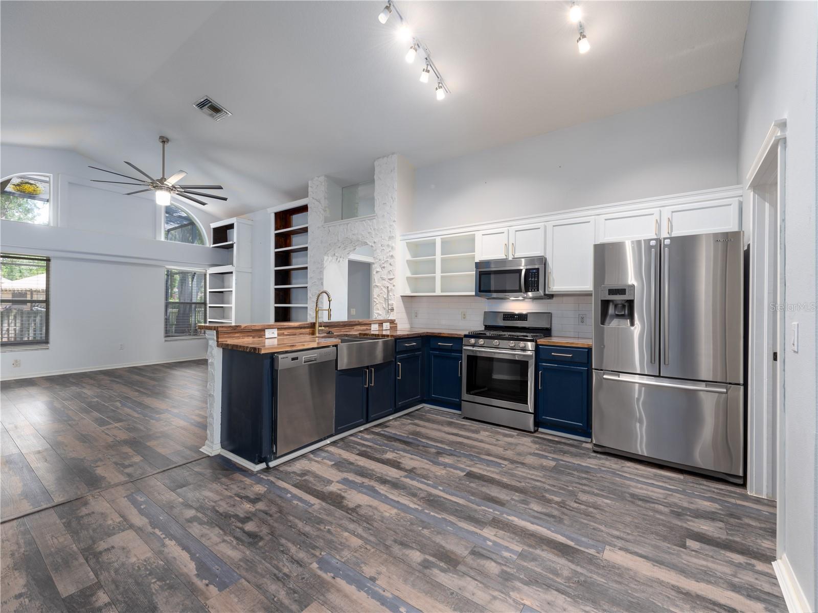 Image 16 of 32 For 12541 Blazing Star Drive