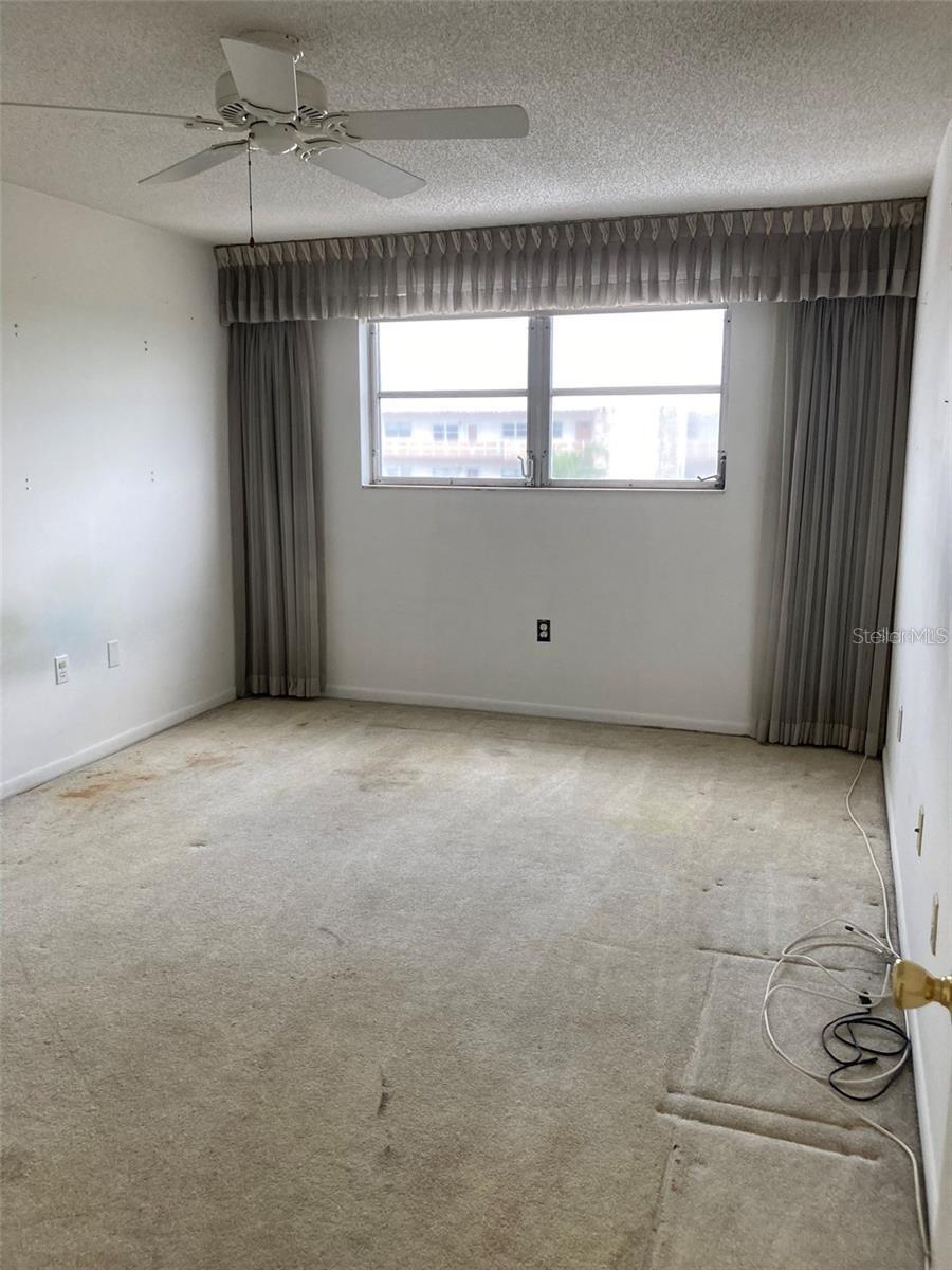 Image 11 of 39 For 5521 80th Street N 516