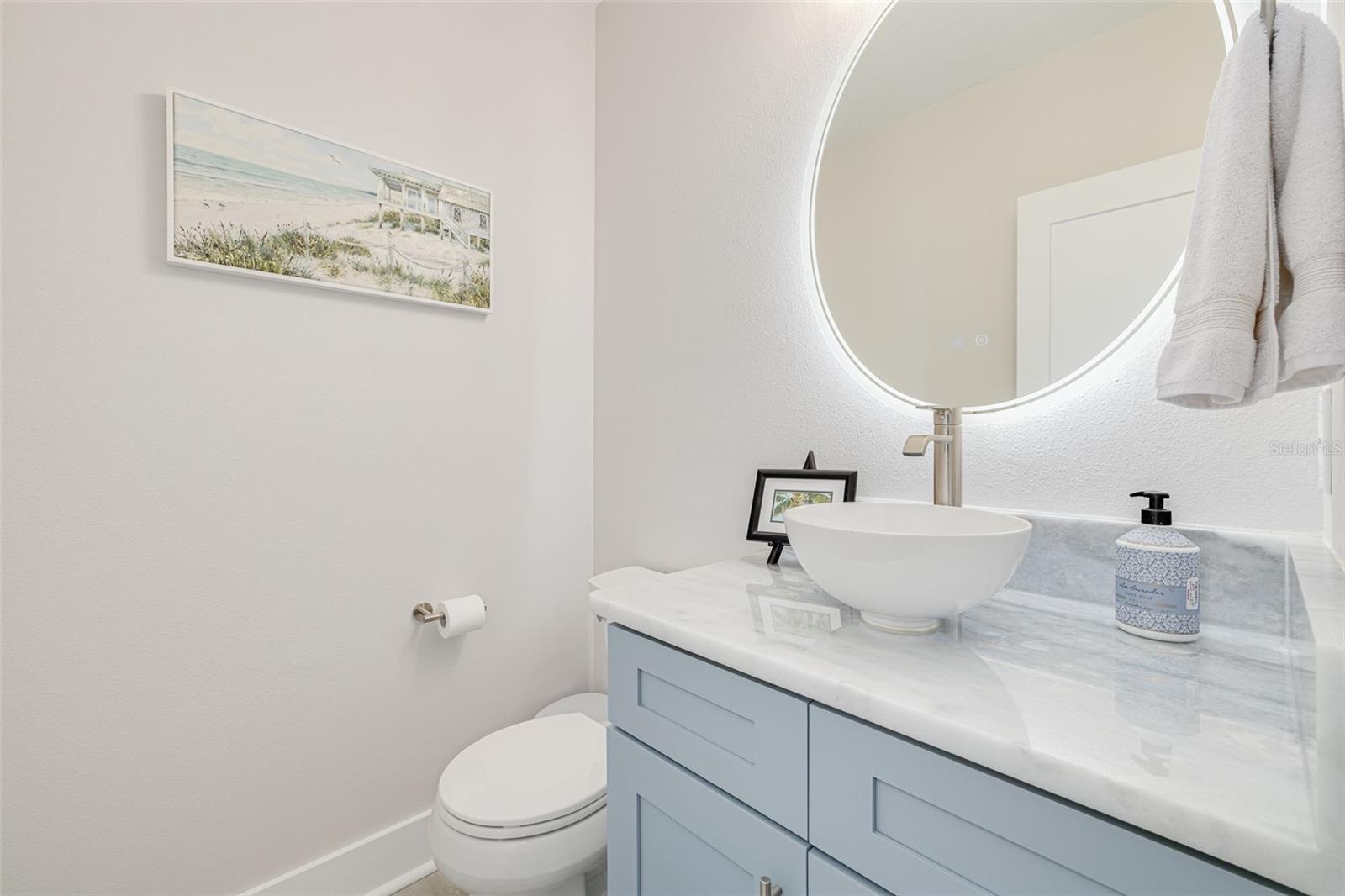 Image 10 of 27 For 946 Highland Avenue 8