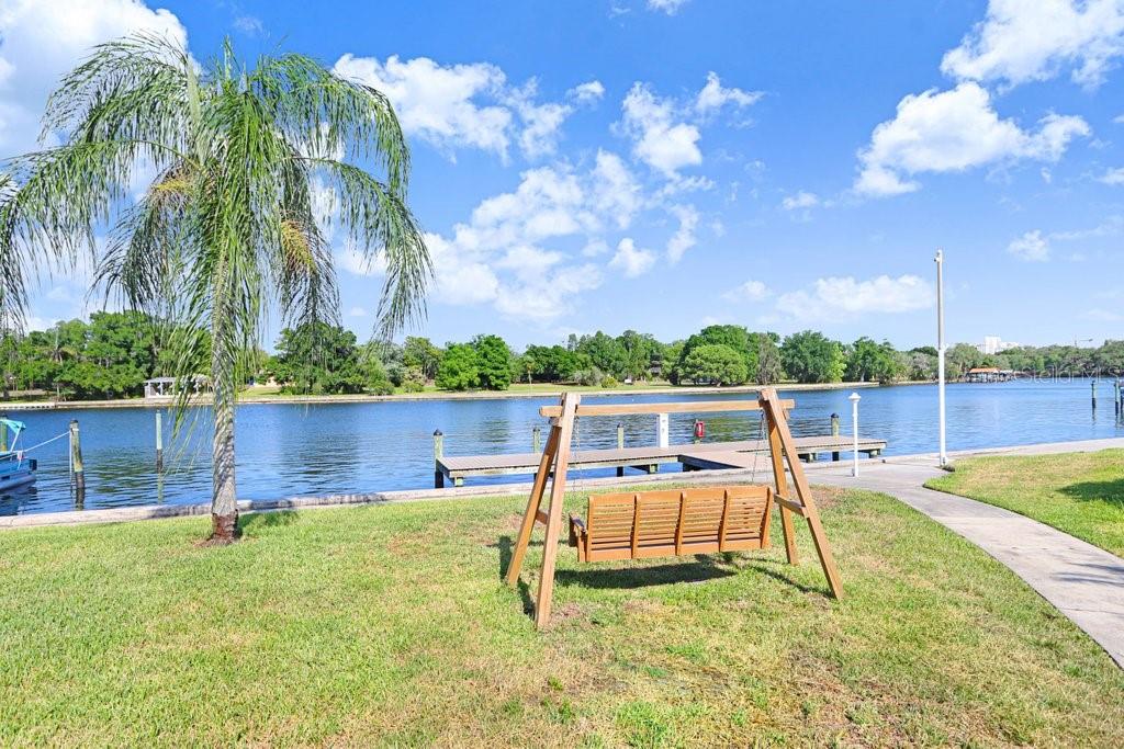 Image 29 of 39 For 2424 Tampa Bay Boulevard M205