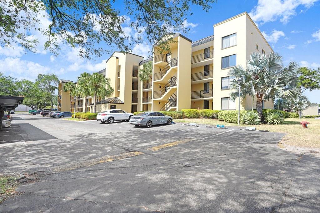 Image 3 of 39 For 2424 Tampa Bay Boulevard M205