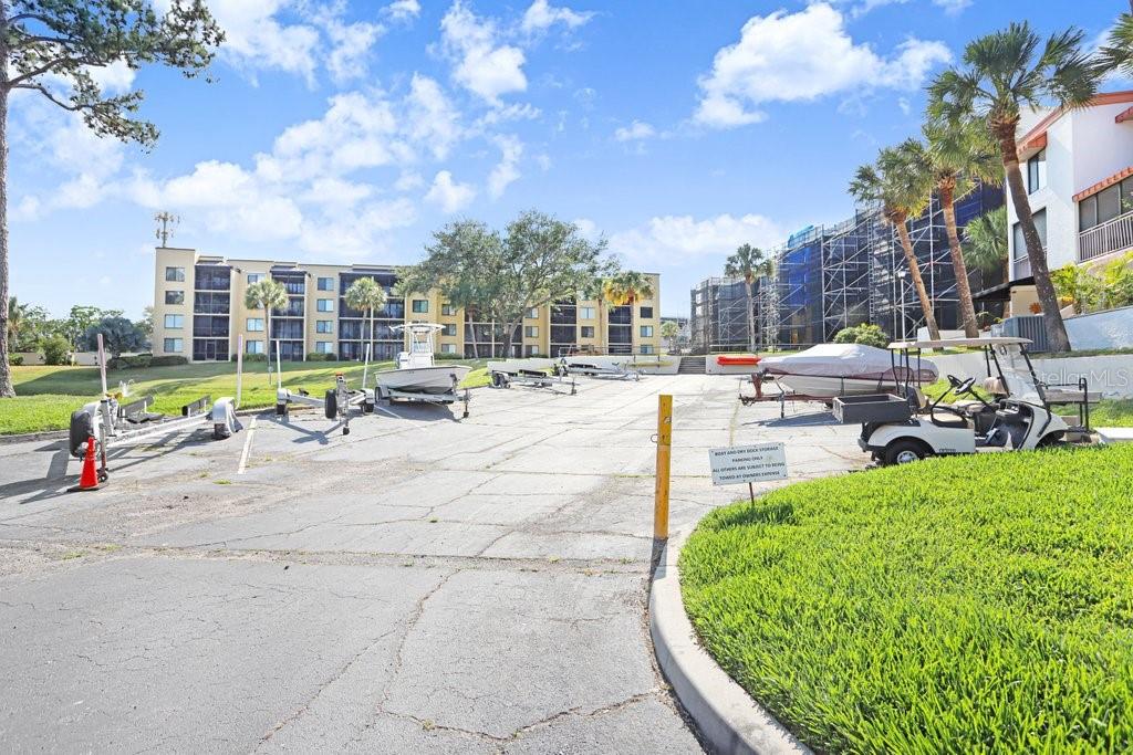 Image 30 of 39 For 2424 Tampa Bay Boulevard M205