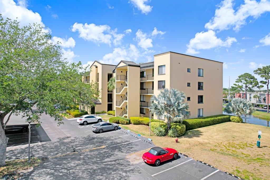 Image 33 of 39 For 2424 Tampa Bay Boulevard M205
