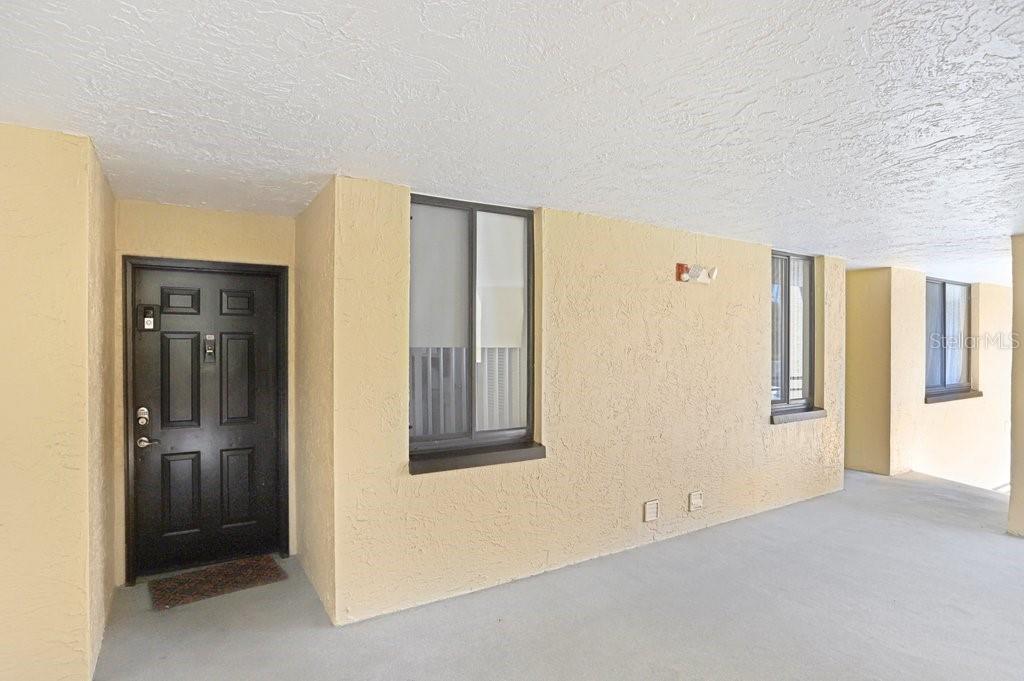 Image 6 of 39 For 2424 Tampa Bay Boulevard M205