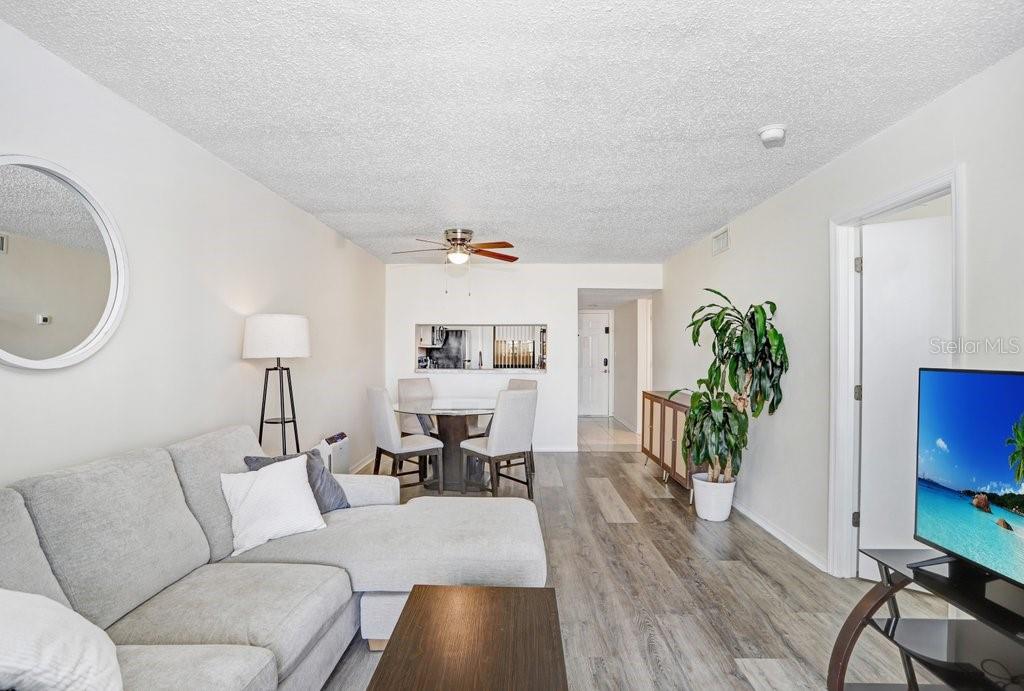 Image 8 of 39 For 2424 Tampa Bay Boulevard M205