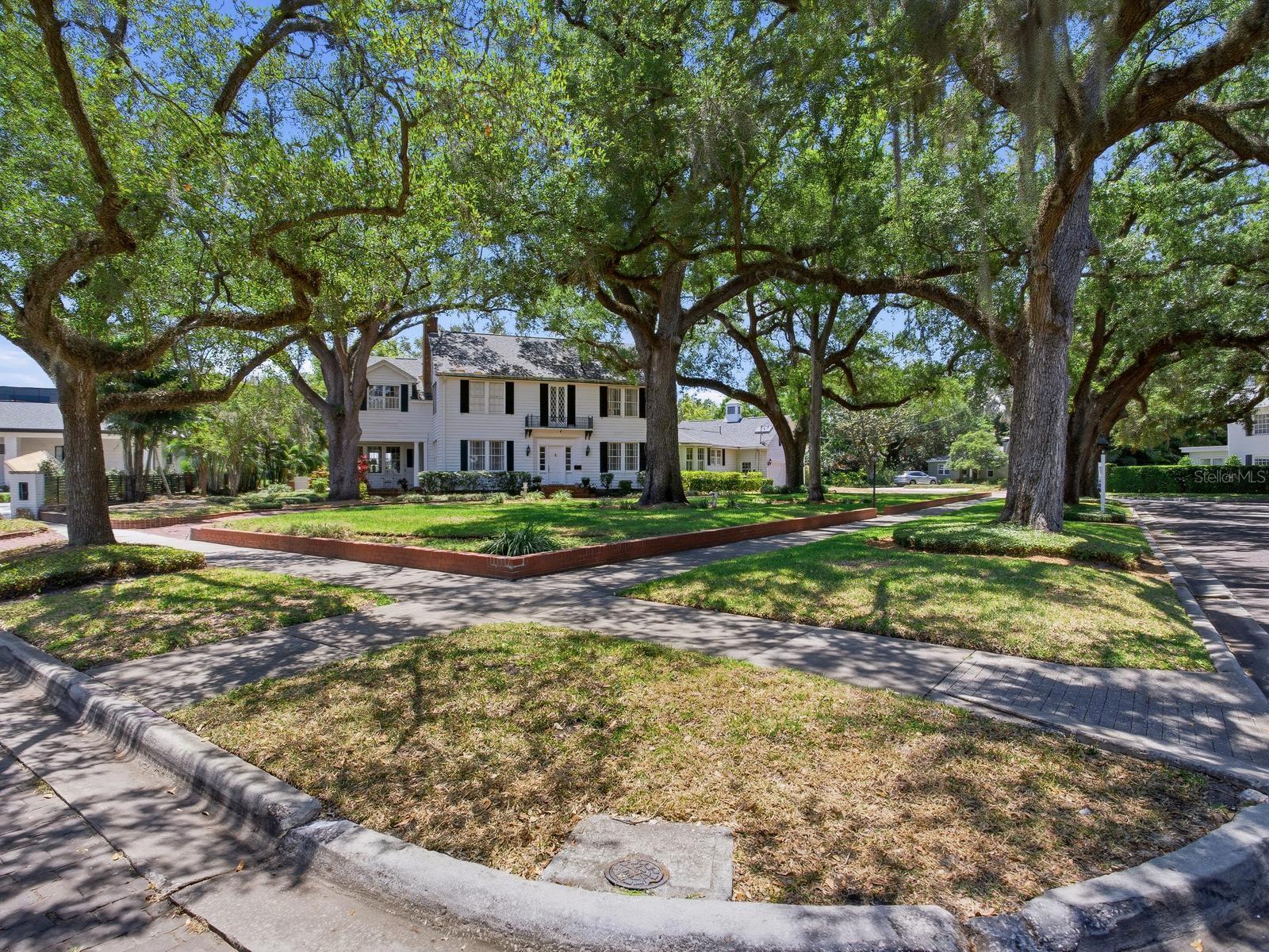 Image 3 of 74 For 3424 Jean Circle
