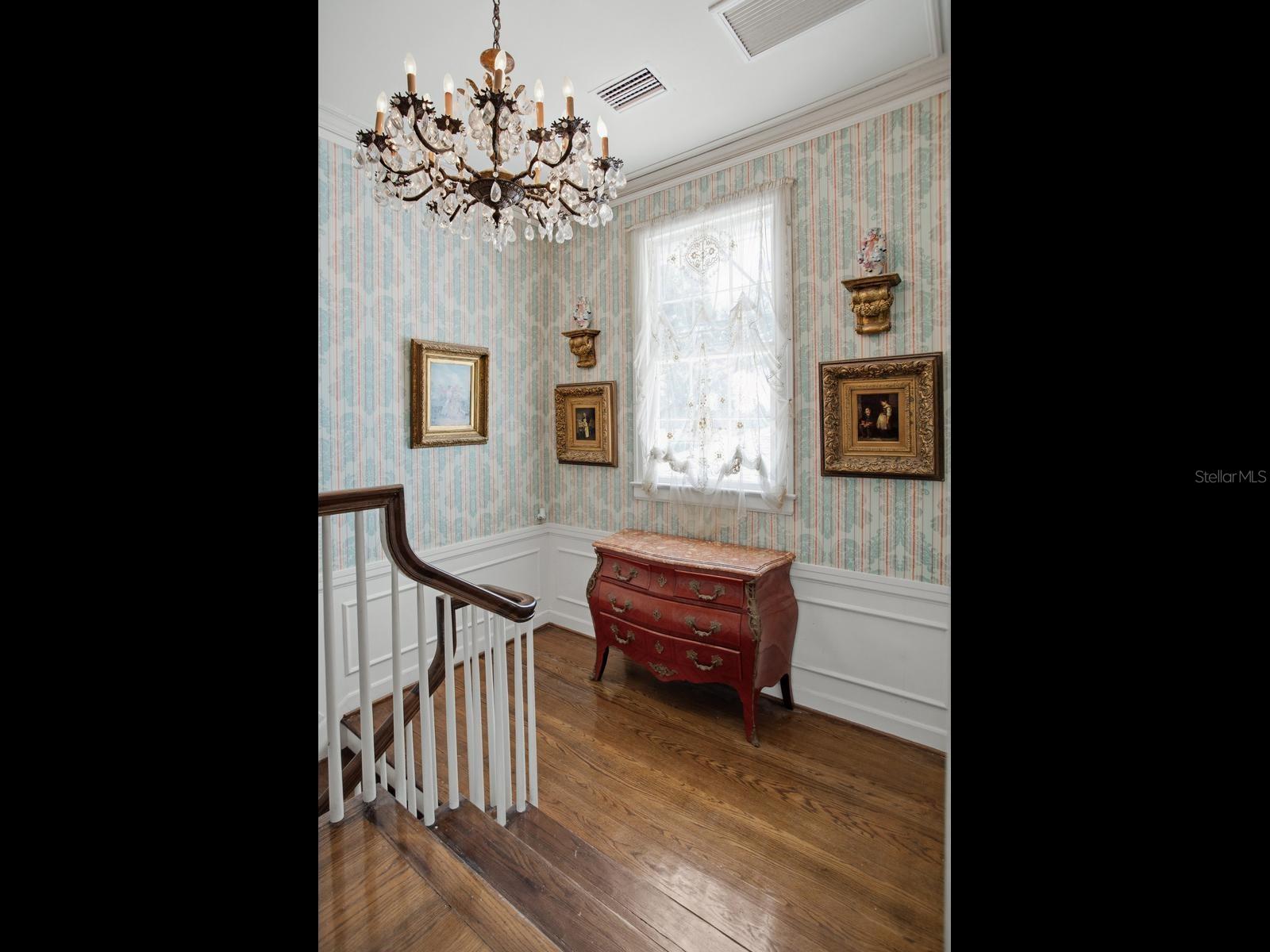 Image 34 of 74 For 3424 Jean Circle