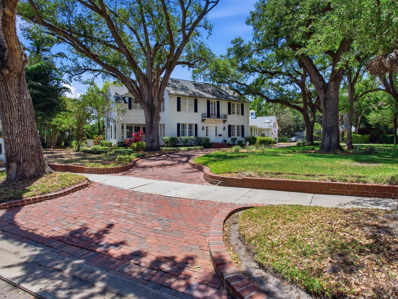 Image 4 of 74 For 3424 Jean Circle