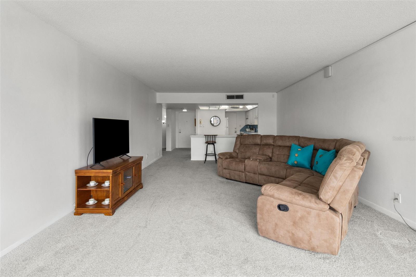 Image 20 of 44 For 7400 Sun Island Drive S 412