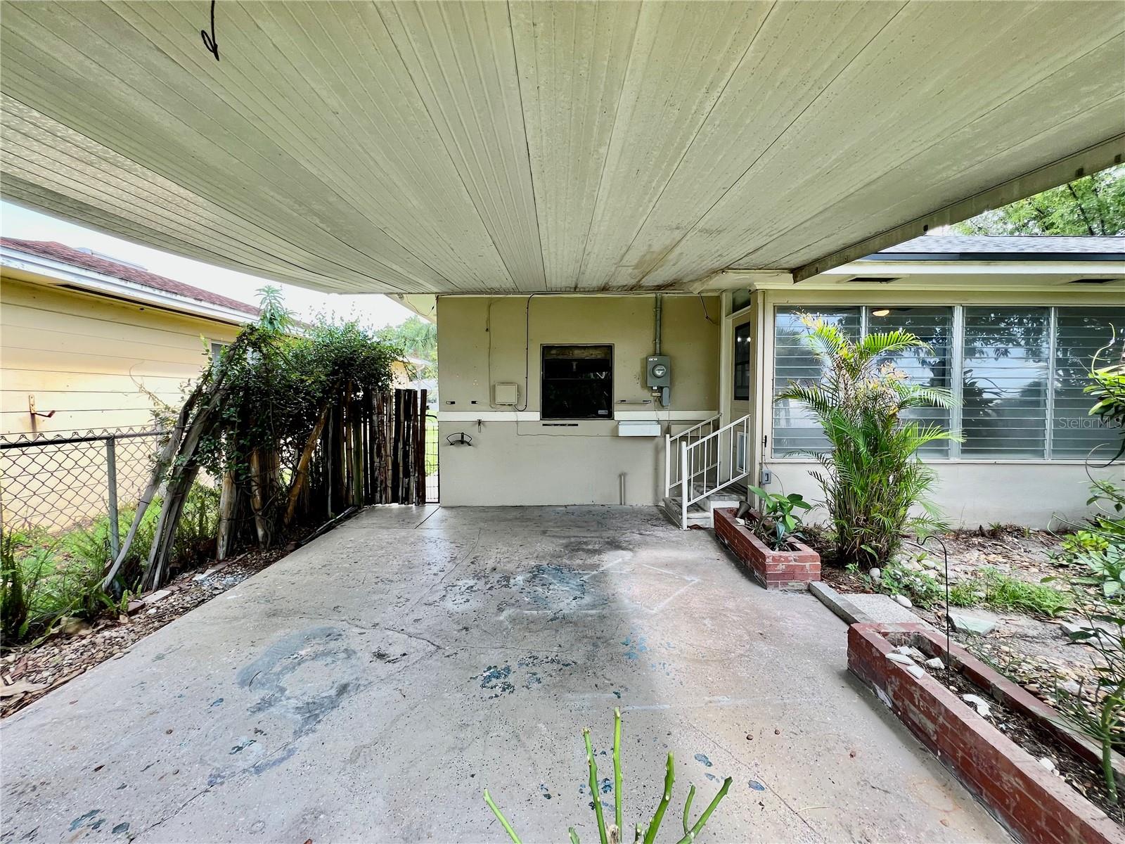 Image 3 of 23 For 1535 Grove Street
