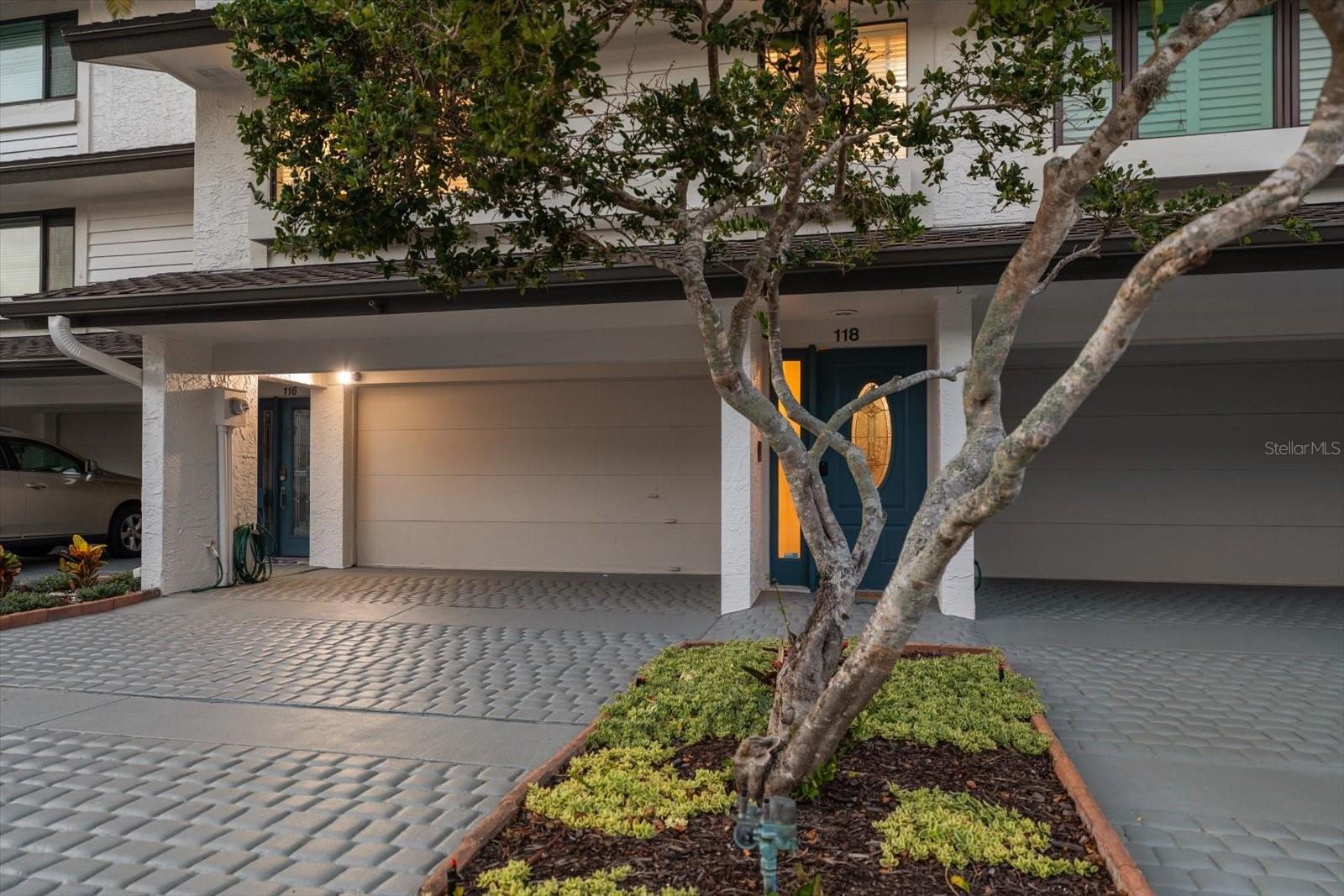 Image 6 of 59 For 118 Marina Del Rey Court