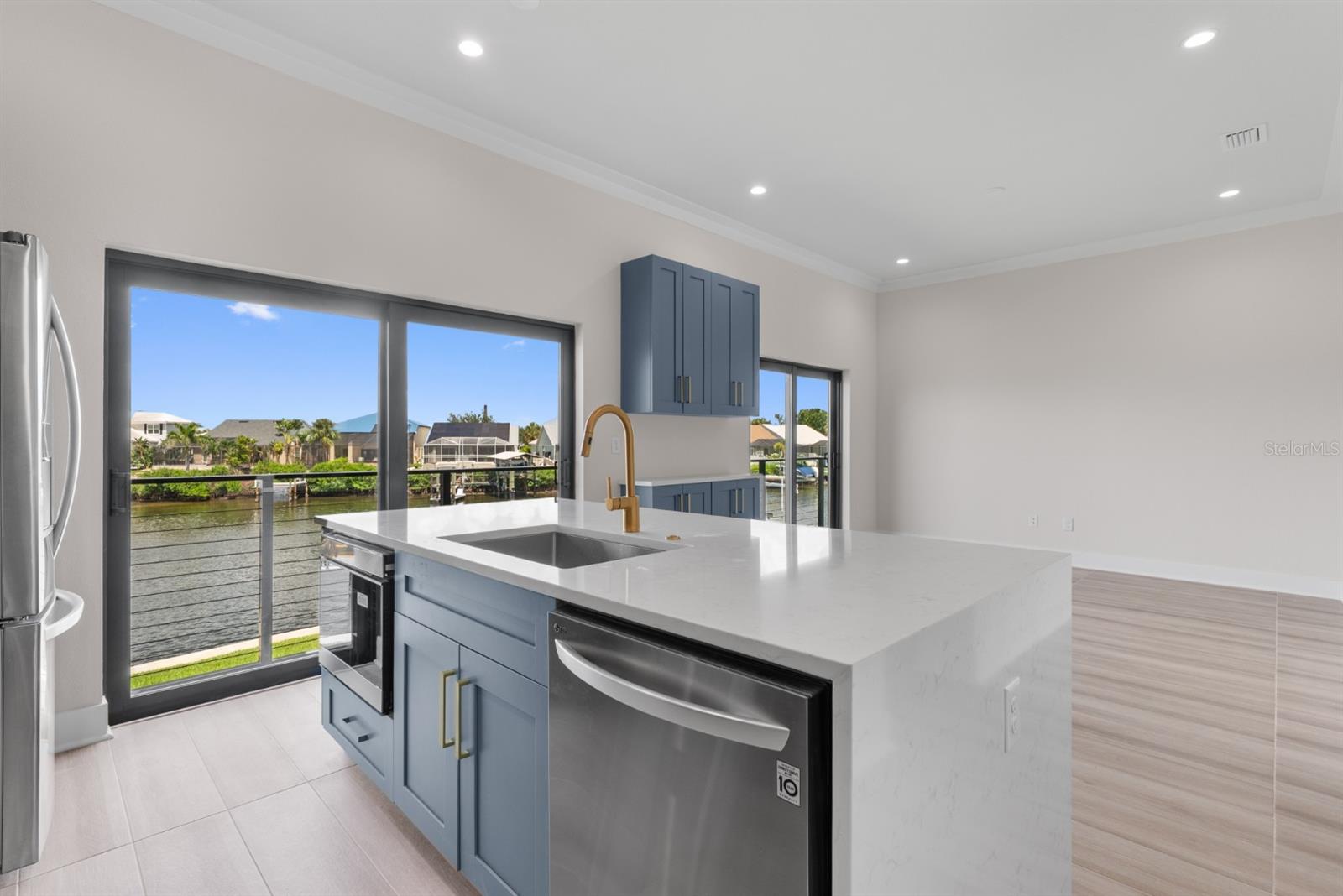Image 8 of 35 For 777 Gran Kaymen Way
