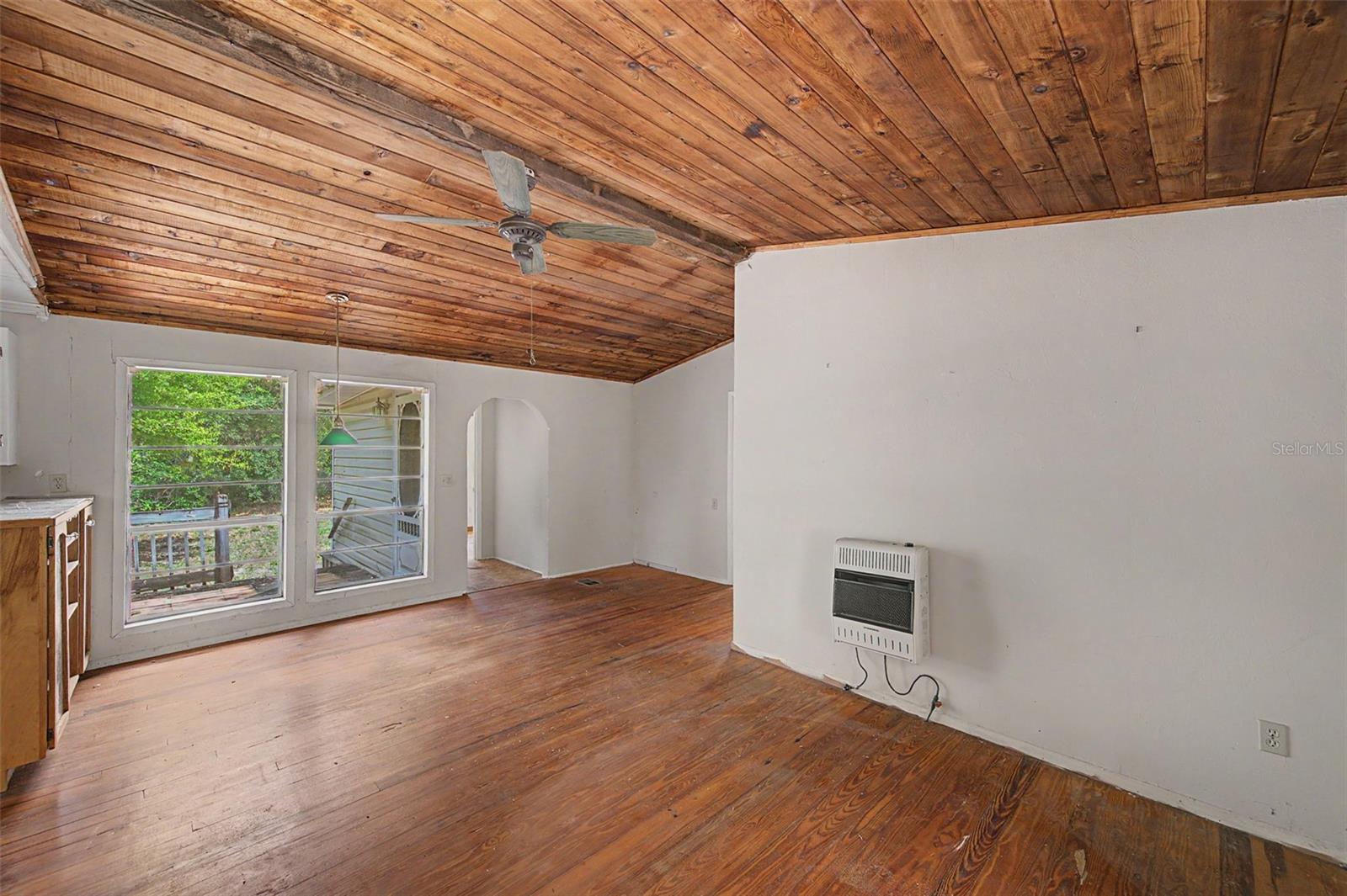 Image 10 of 49 For 232 Cutrone Road