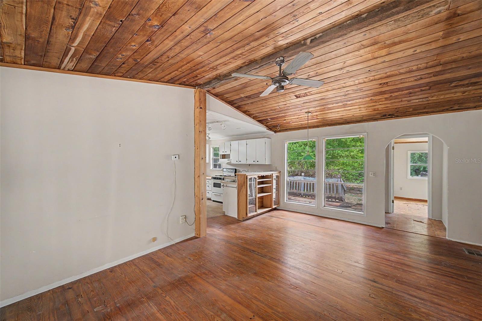 Image 11 of 49 For 232 Cutrone Road