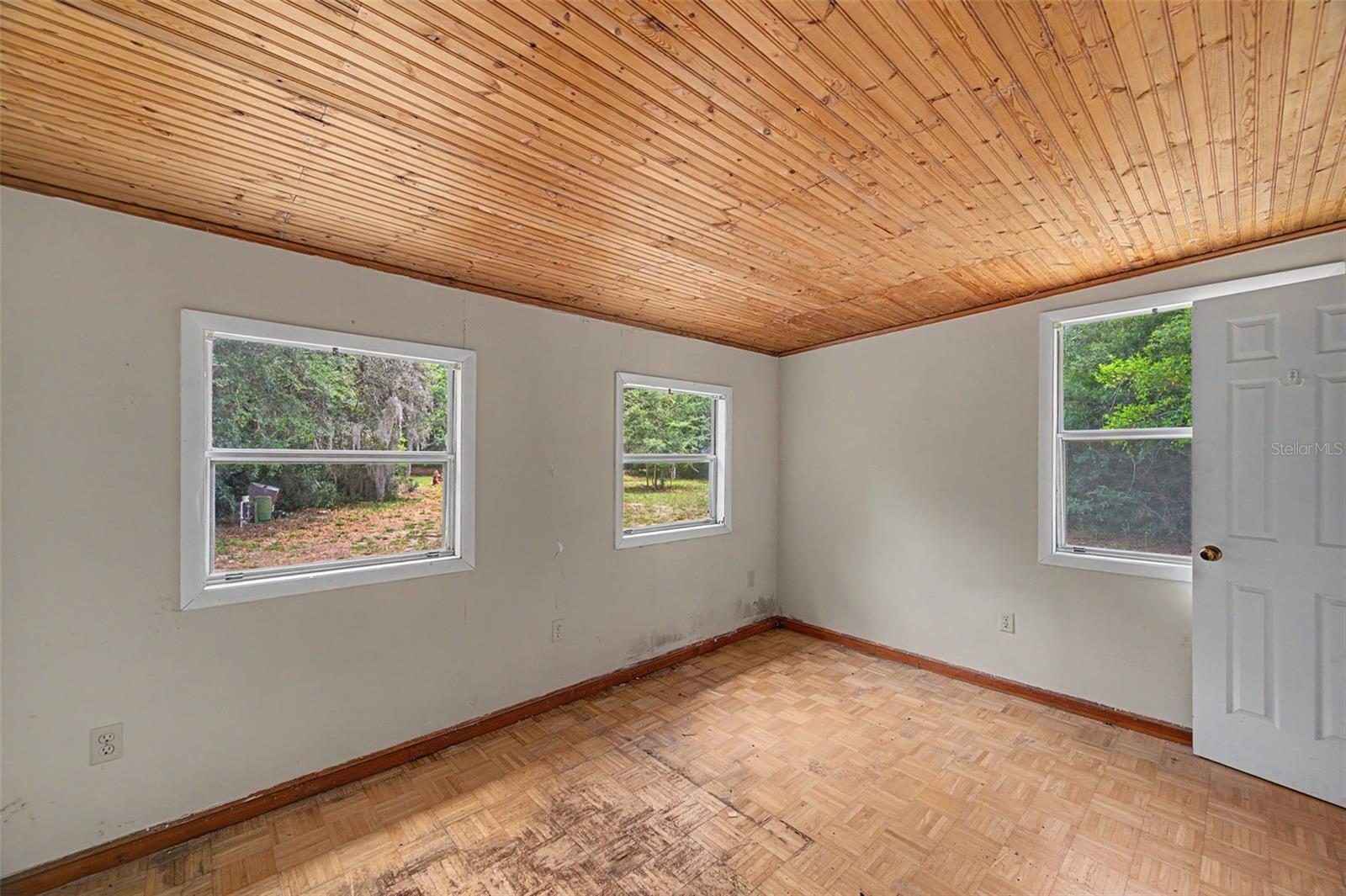 Image 18 of 49 For 232 Cutrone Road