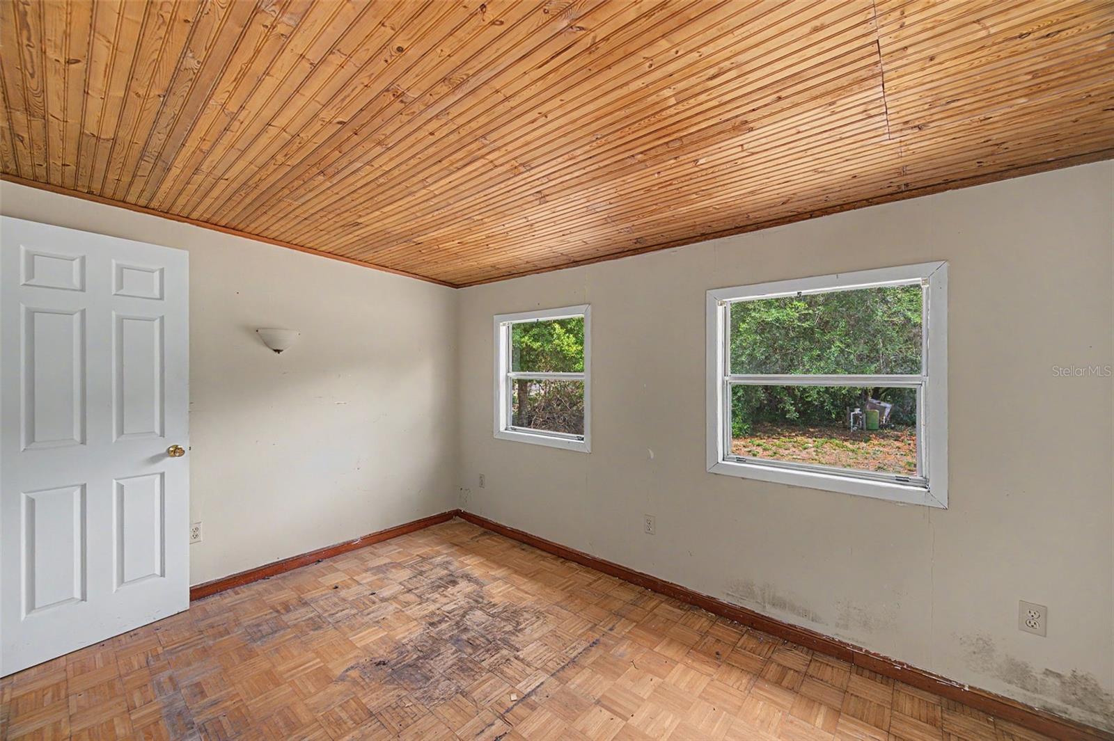 Image 21 of 49 For 232 Cutrone Road