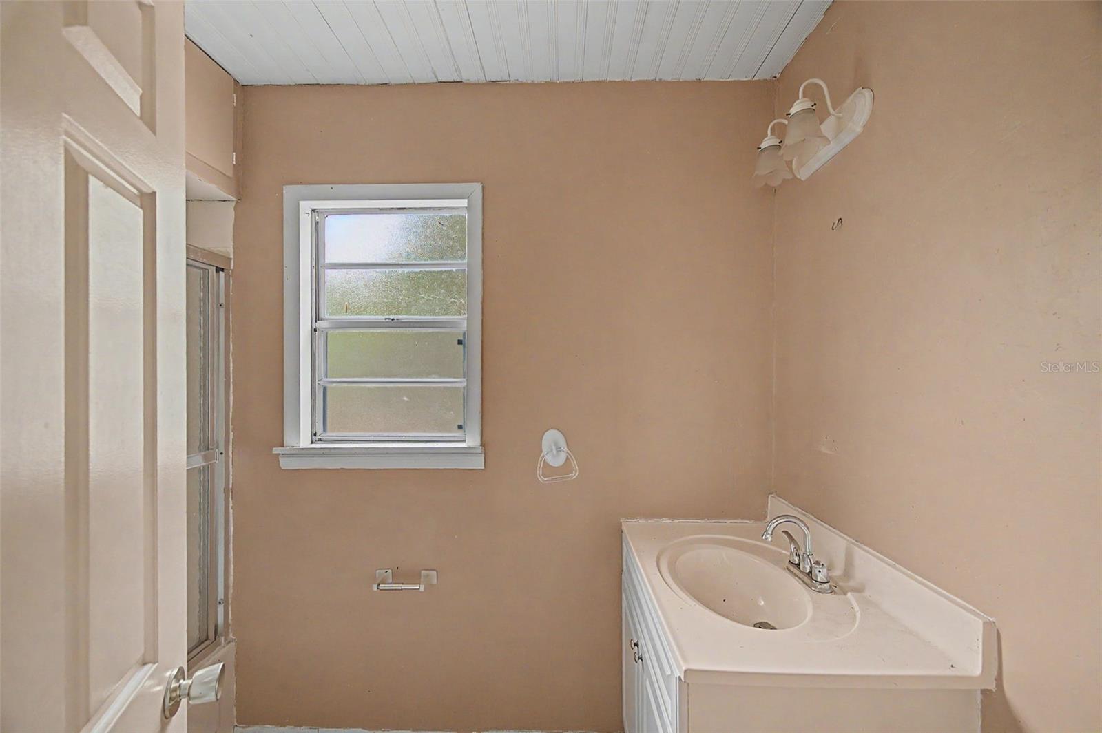 Image 30 of 49 For 232 Cutrone Road