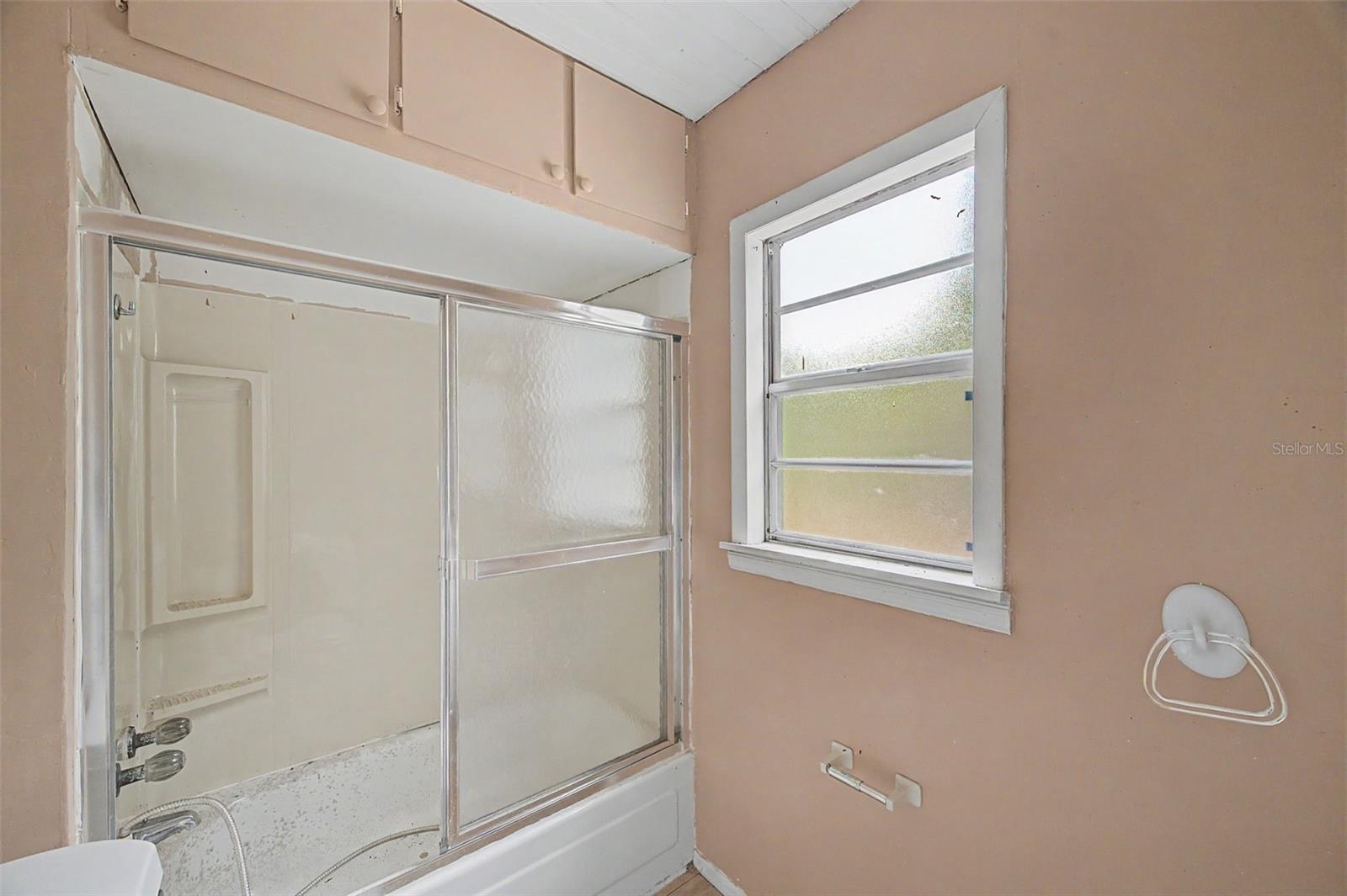 Image 31 of 49 For 232 Cutrone Road
