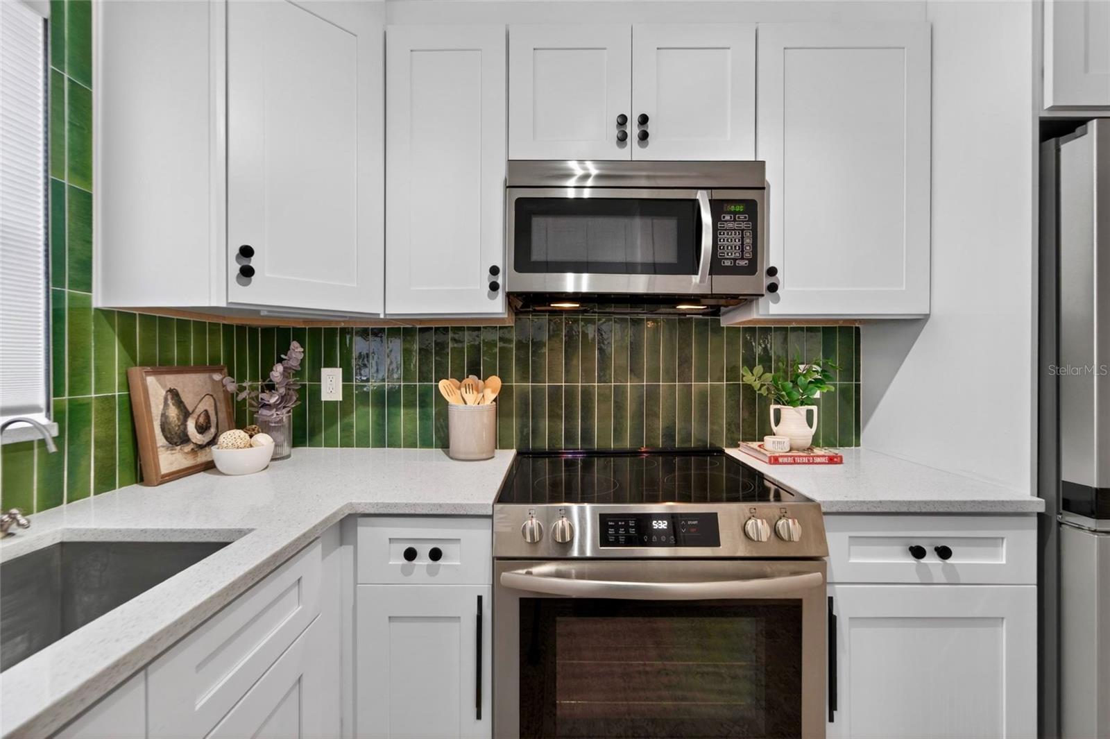 Image 15 of 33 For 2575 Granada Circle E