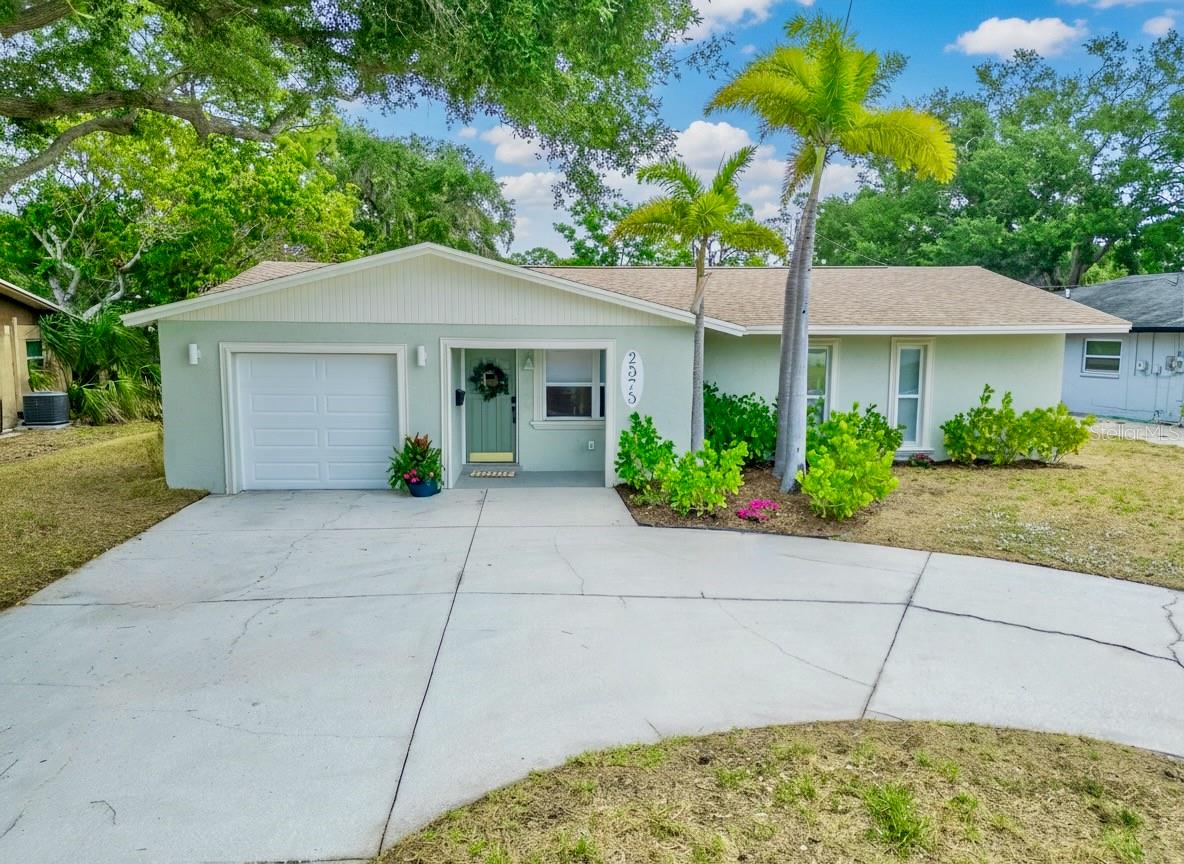 Image 2 of 33 For 2575 Granada Circle E