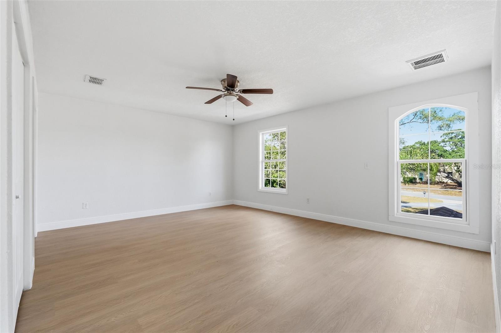 Image 10 of 54 For 5065 Plumosa Street