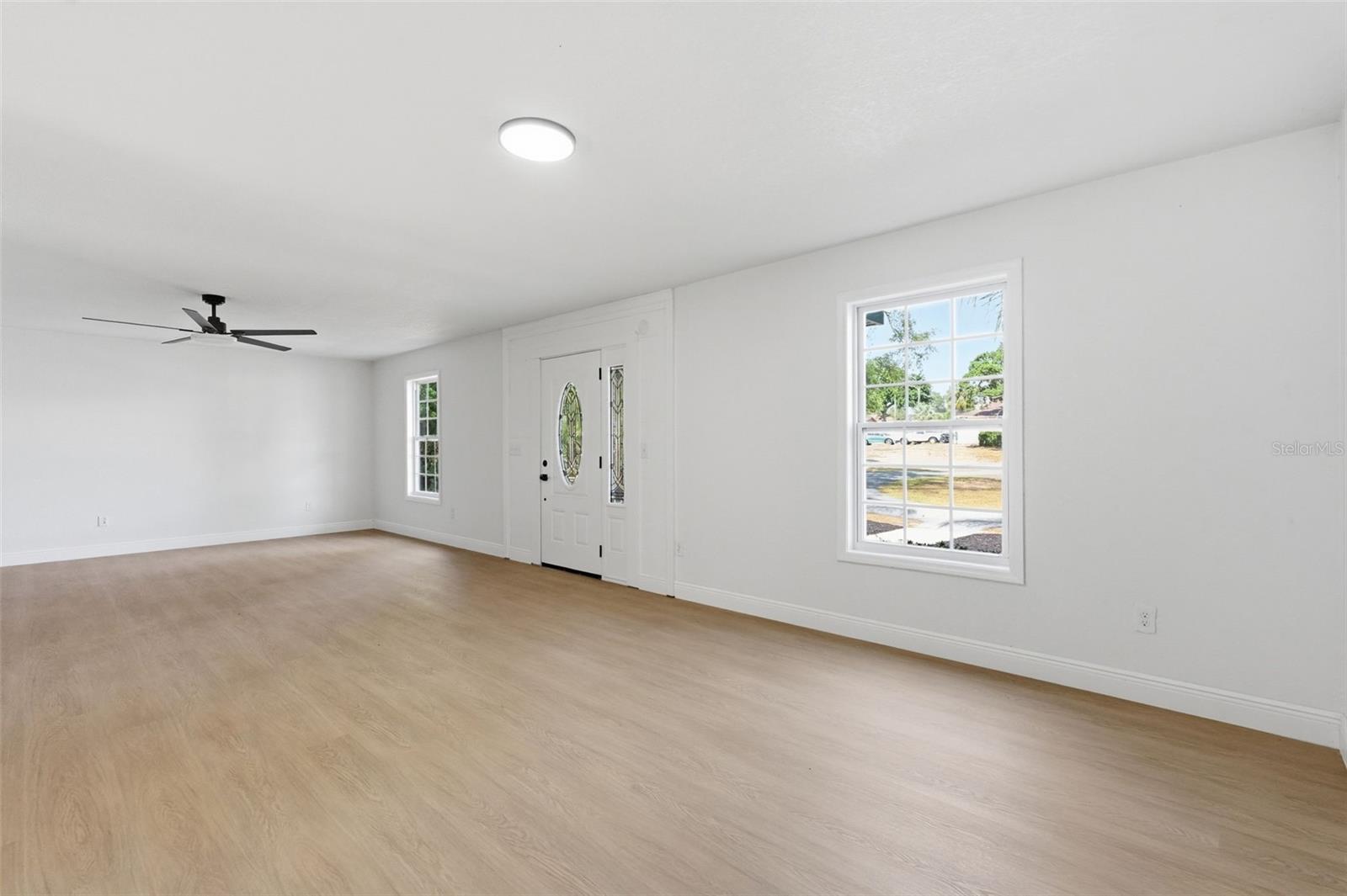 Image 19 of 54 For 5065 Plumosa Street