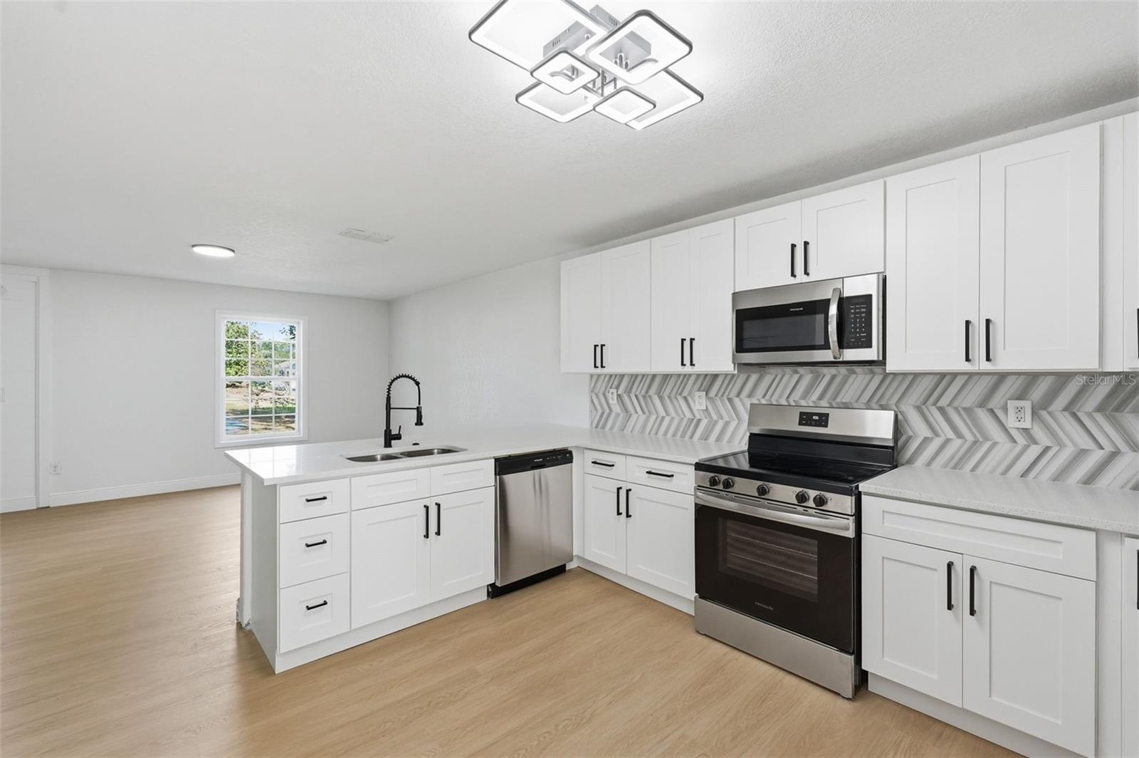 Image 4 of 54 For 5065 Plumosa Street