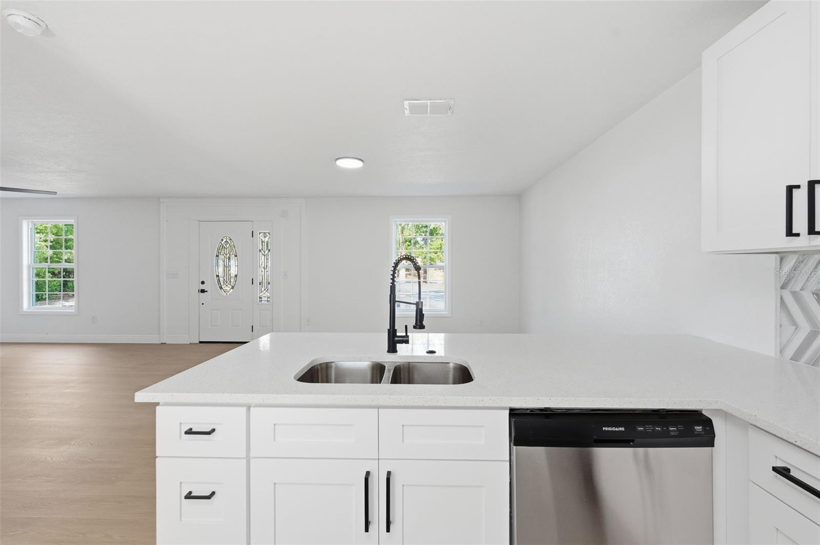 Image 6 of 54 For 5065 Plumosa Street