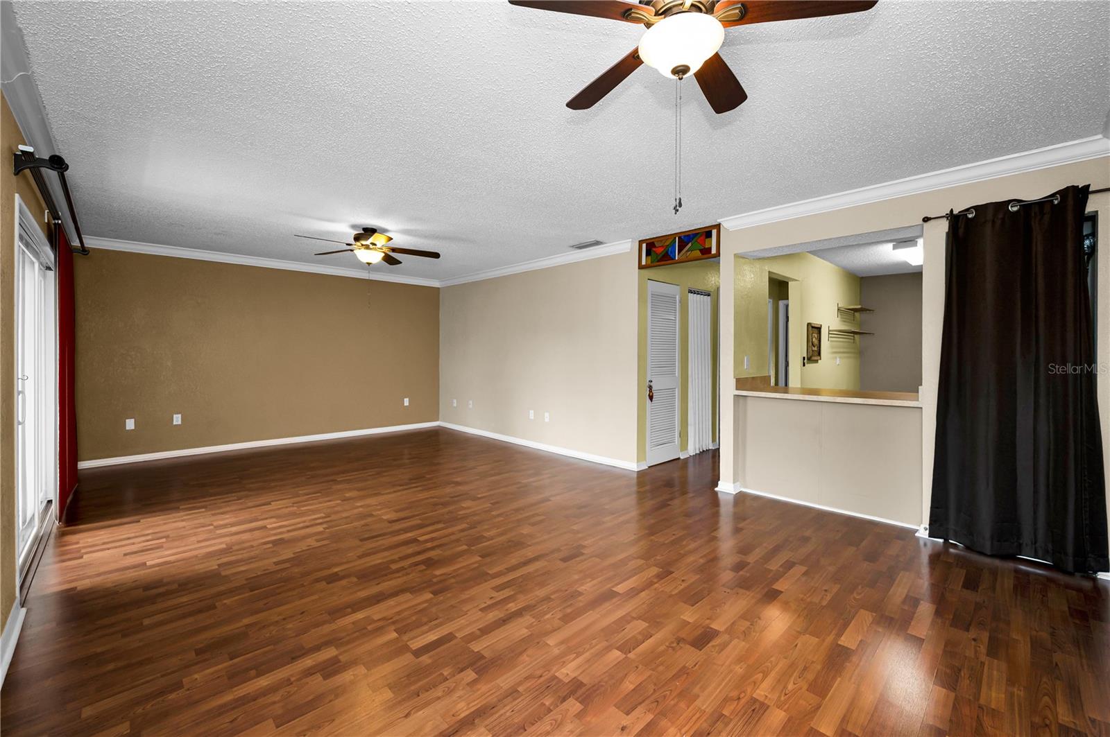 Image 14 of 33 For 743 Haven Place 743