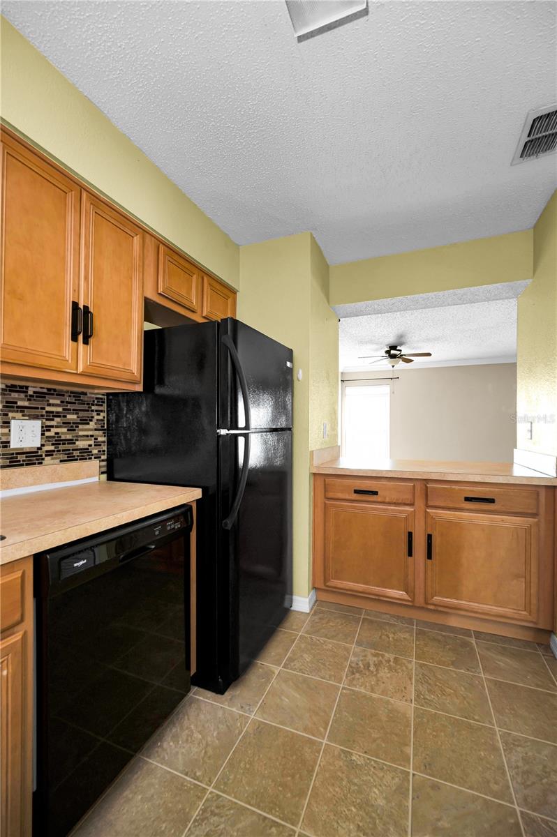 Image 16 of 33 For 743 Haven Place 743