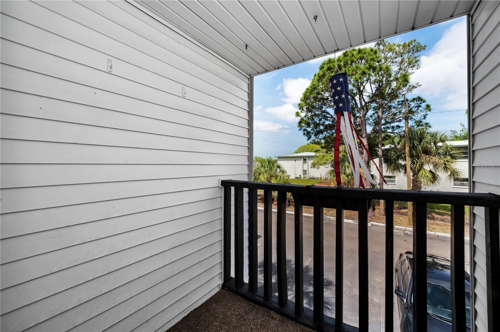 Image 20 of 33 For 743 Haven Place 743