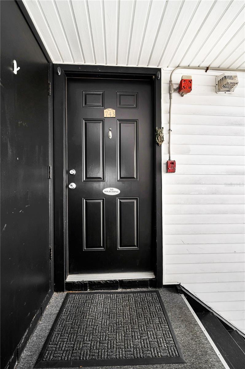 Image 8 of 33 For 743 Haven Place 743