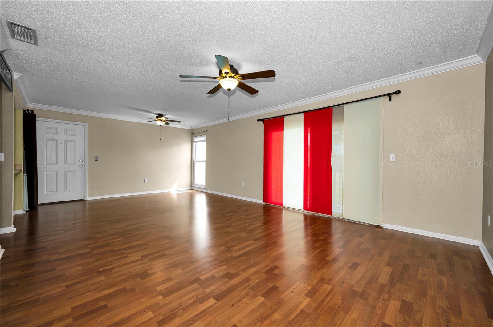 Image 9 of 33 For 743 Haven Place 743