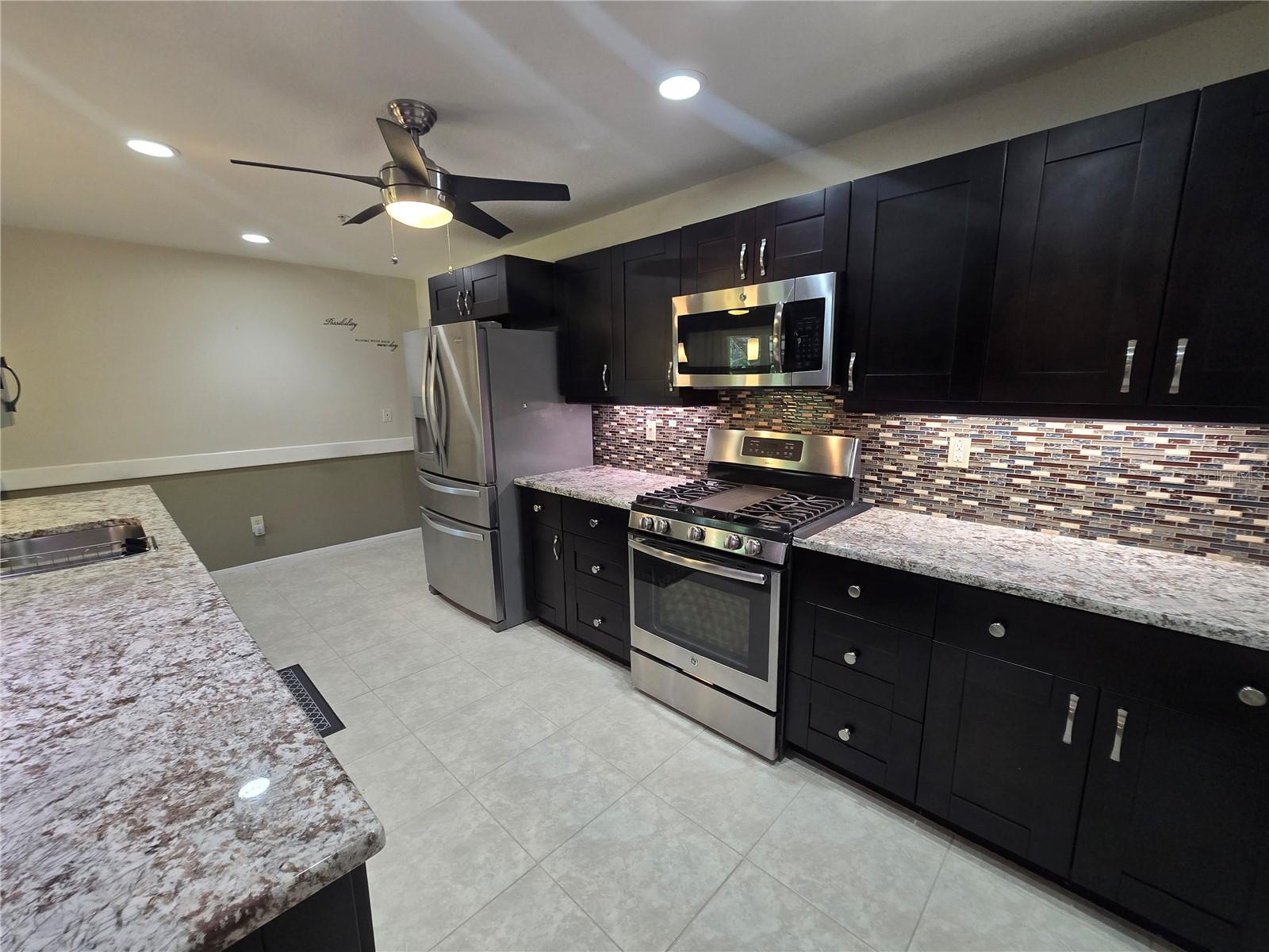 Image 21 of 84 For 8186 Terrace Garden Drive N 109