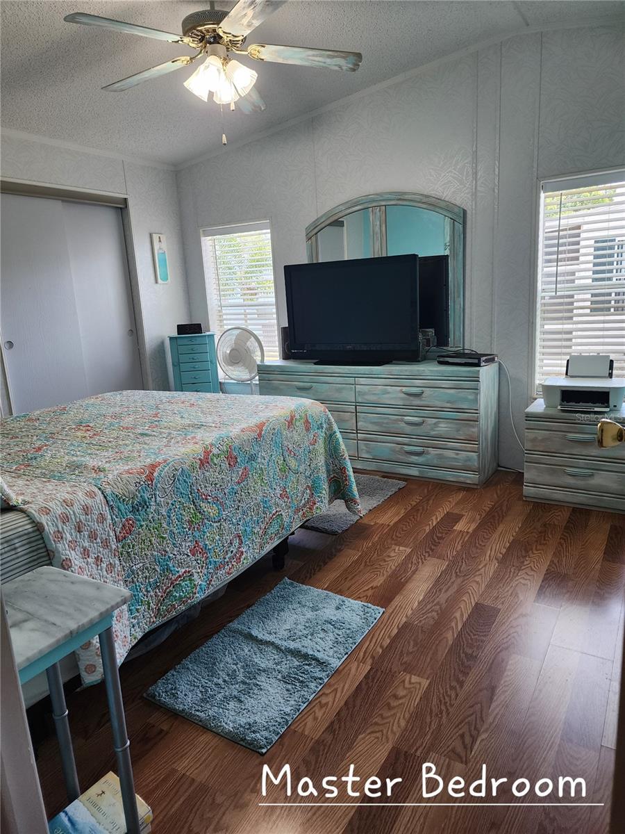 Image 12 of 20 For 1001 Starkey Road 758