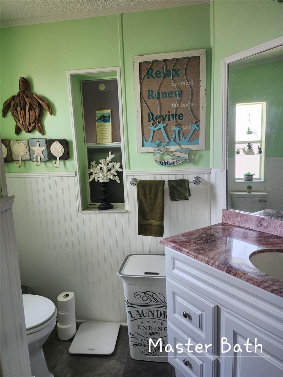 Image 13 of 20 For 1001 Starkey Road 758