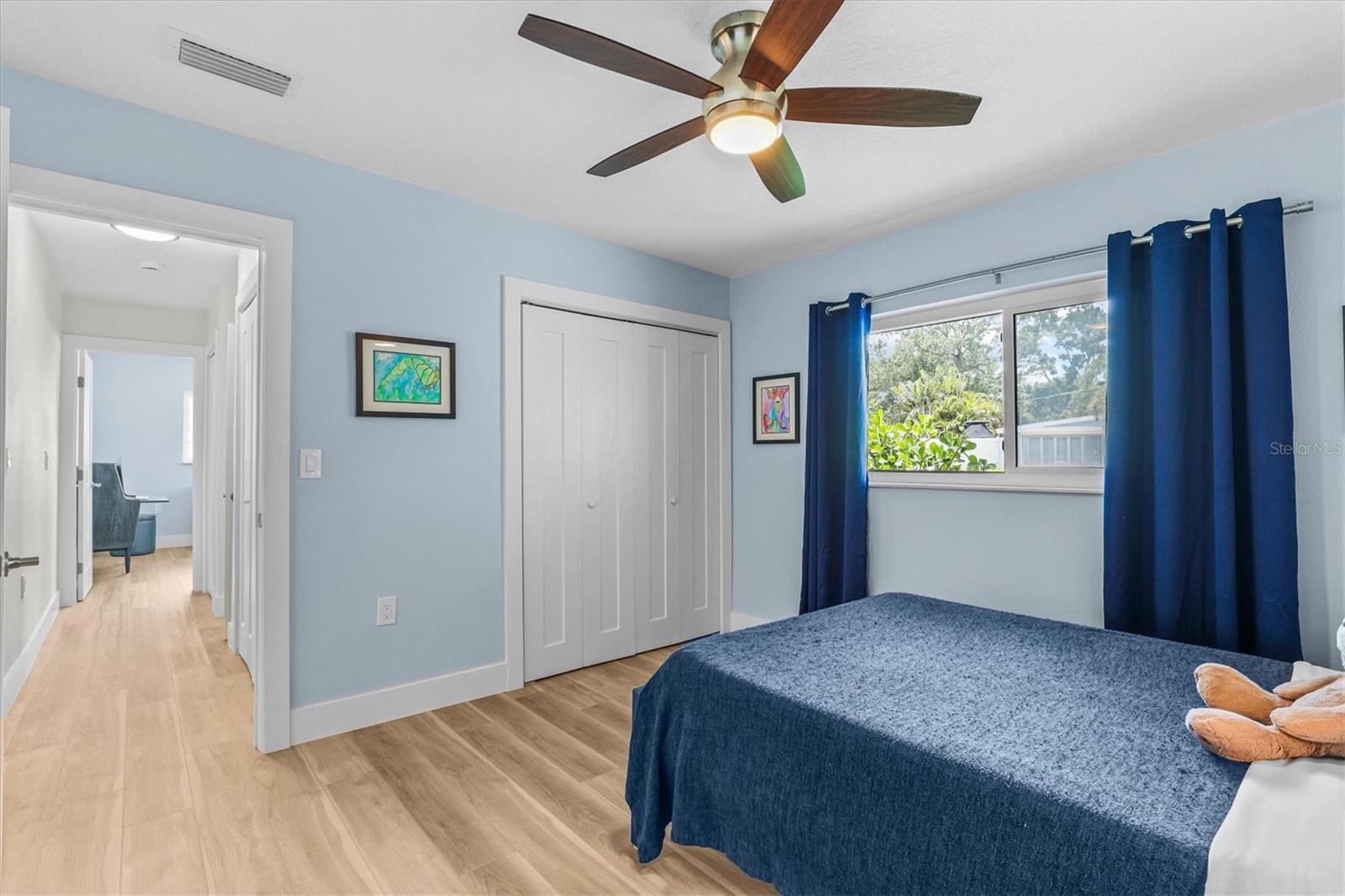Image 33 of 51 For 628 Ontario Avenue