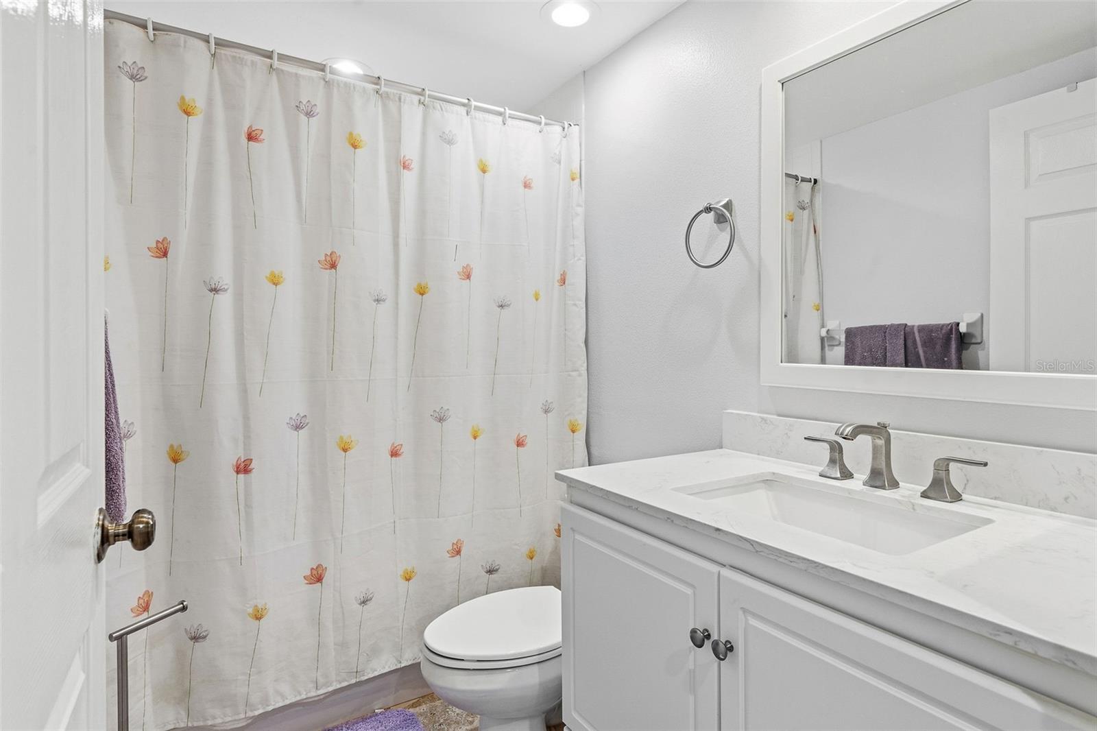 Image 20 of 31 For 6551 Shoreline Drive 6402