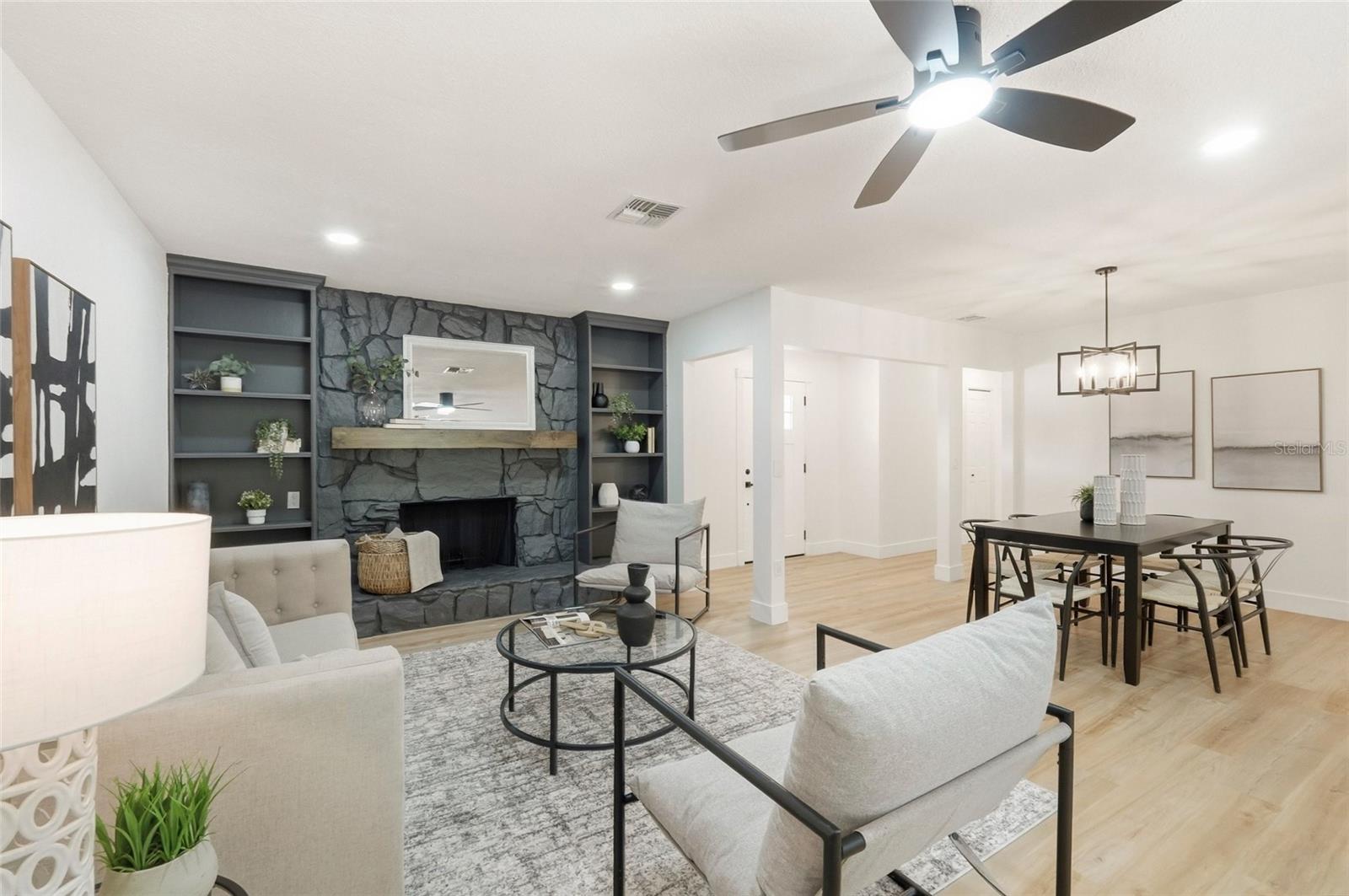 Image 4 of 51 For 17002 Paula Lane