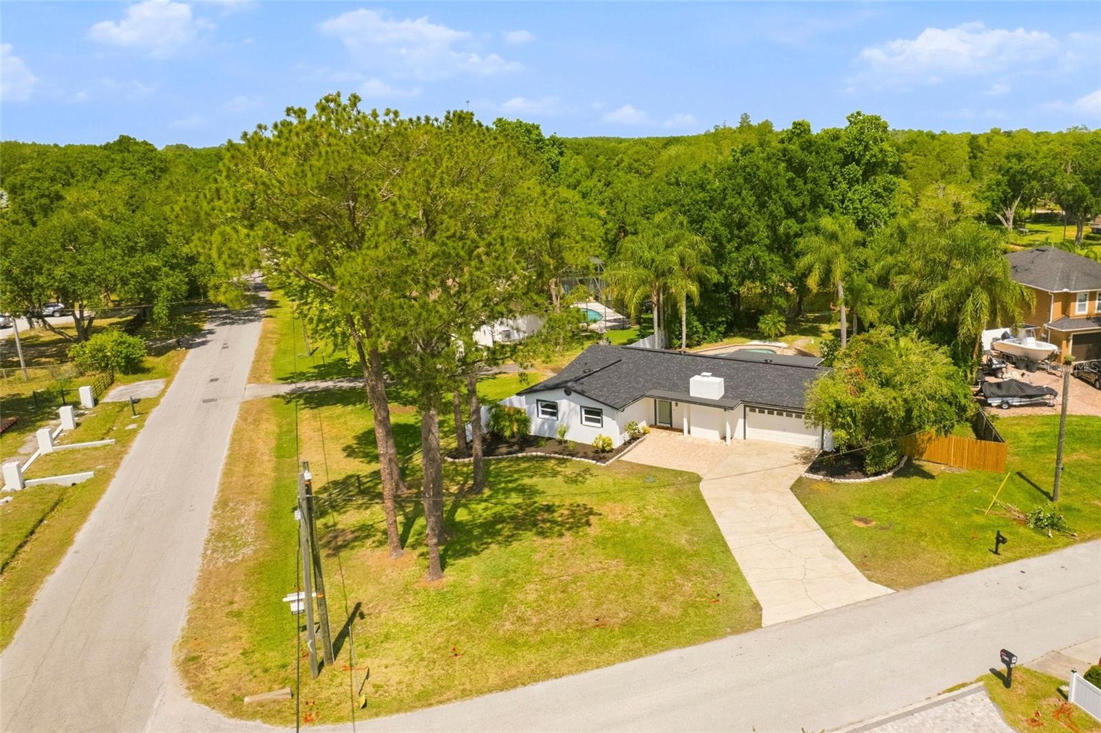 Image 48 of 51 For 17002 Paula Lane
