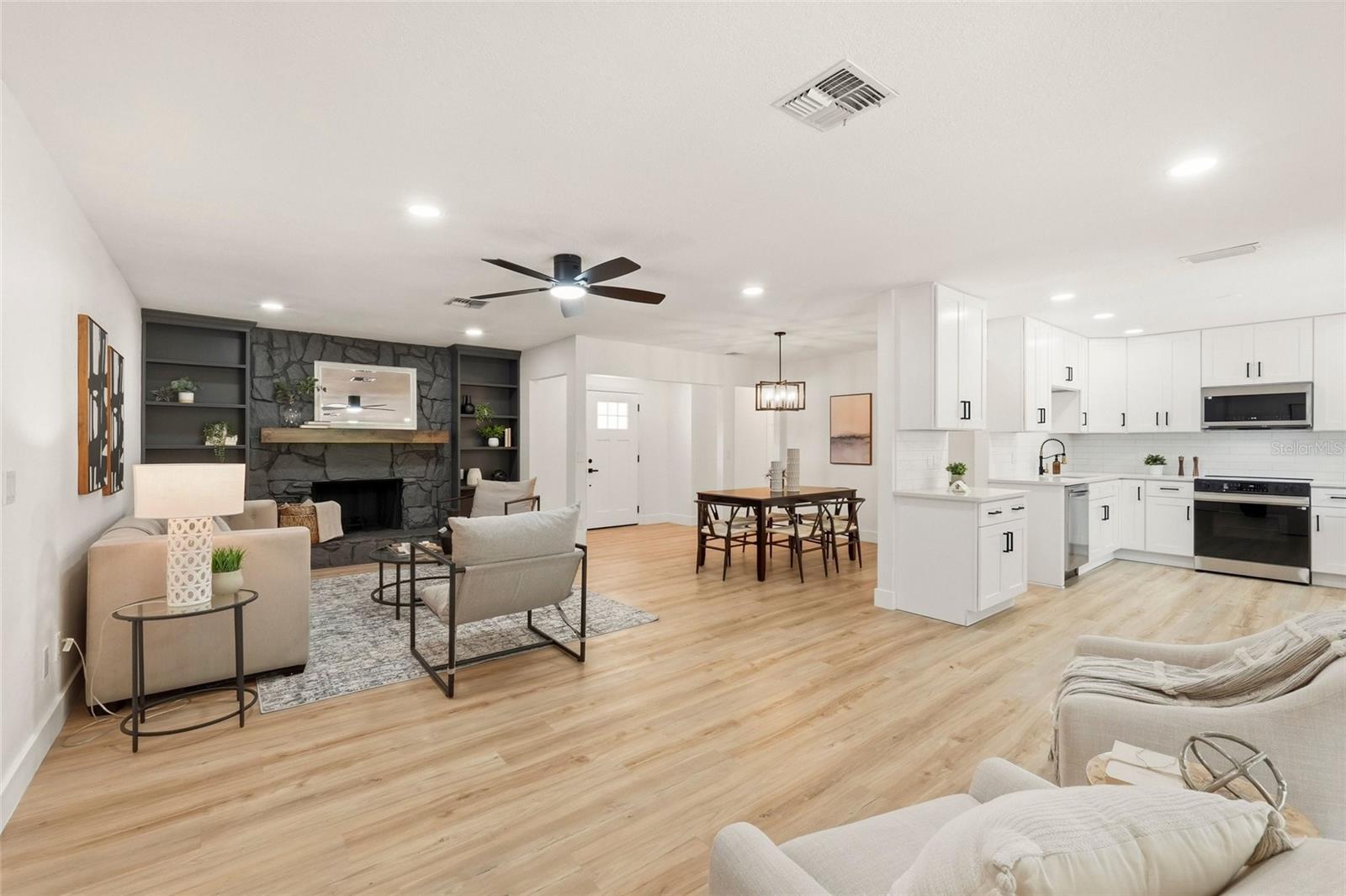 Image 8 of 51 For 17002 Paula Lane