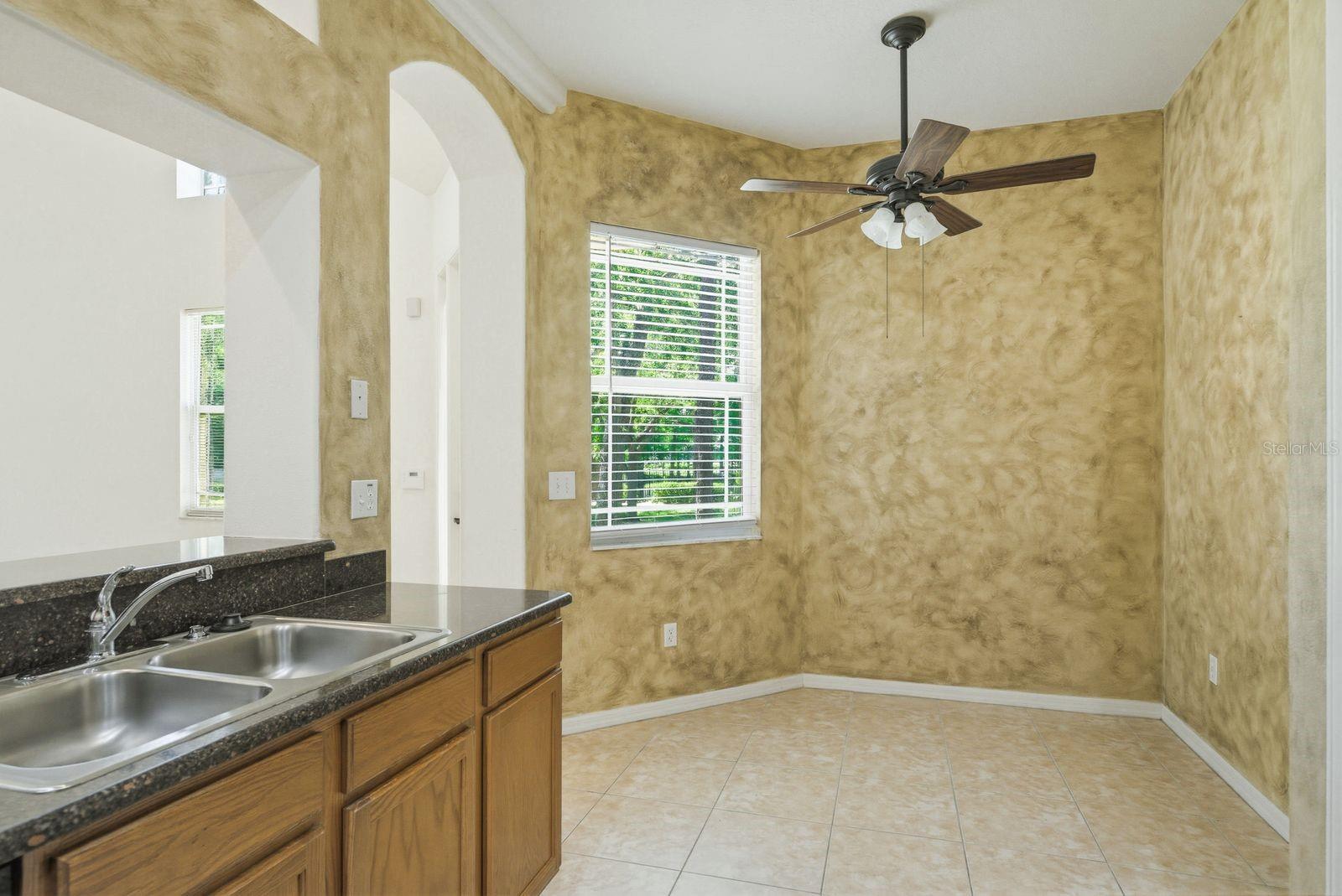 Image 12 of 28 For 1405 Ridge Terrace