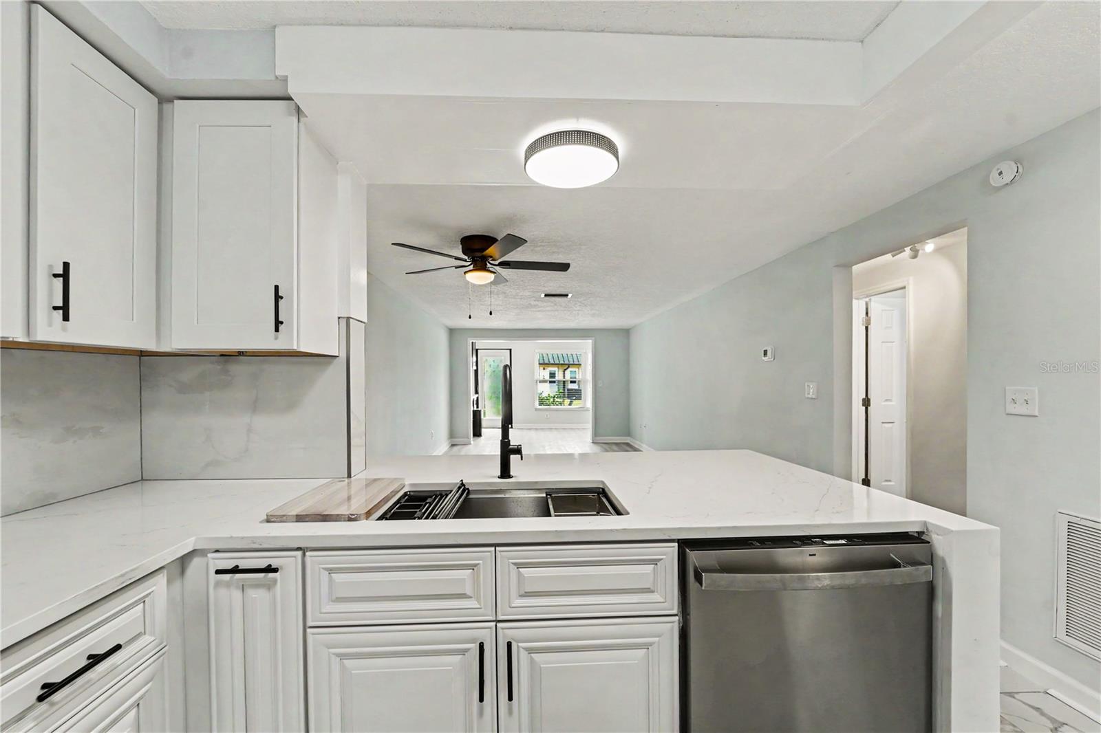Image 10 of 23 For 4247 Stratford Drive