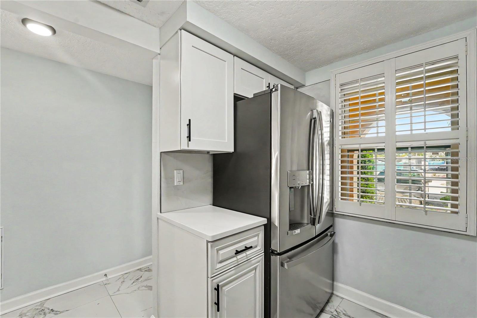 Image 11 of 23 For 4247 Stratford Drive